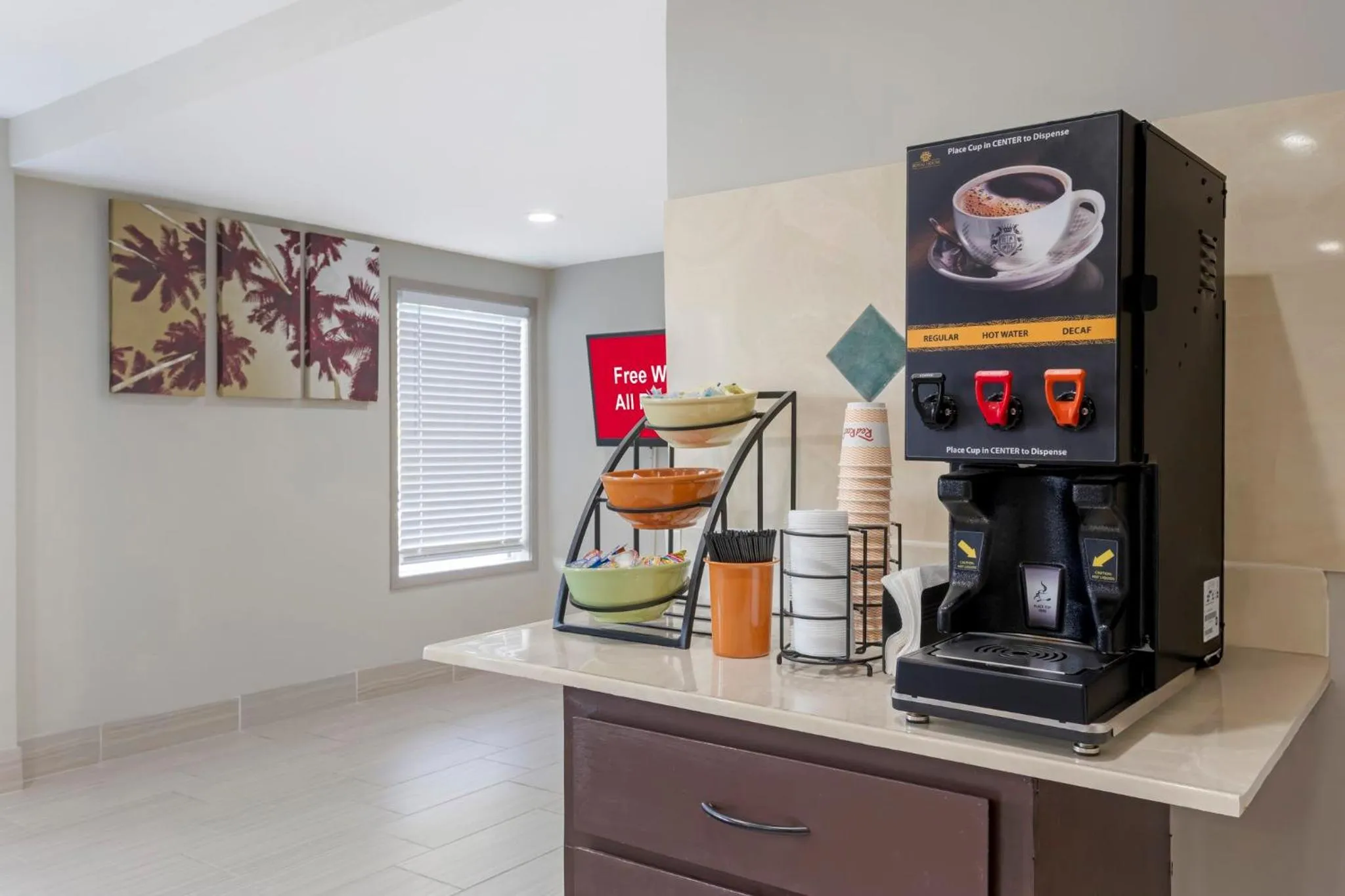  Deluxe Room with Two Queen Beds Smoking in Red Roof Inn Hope