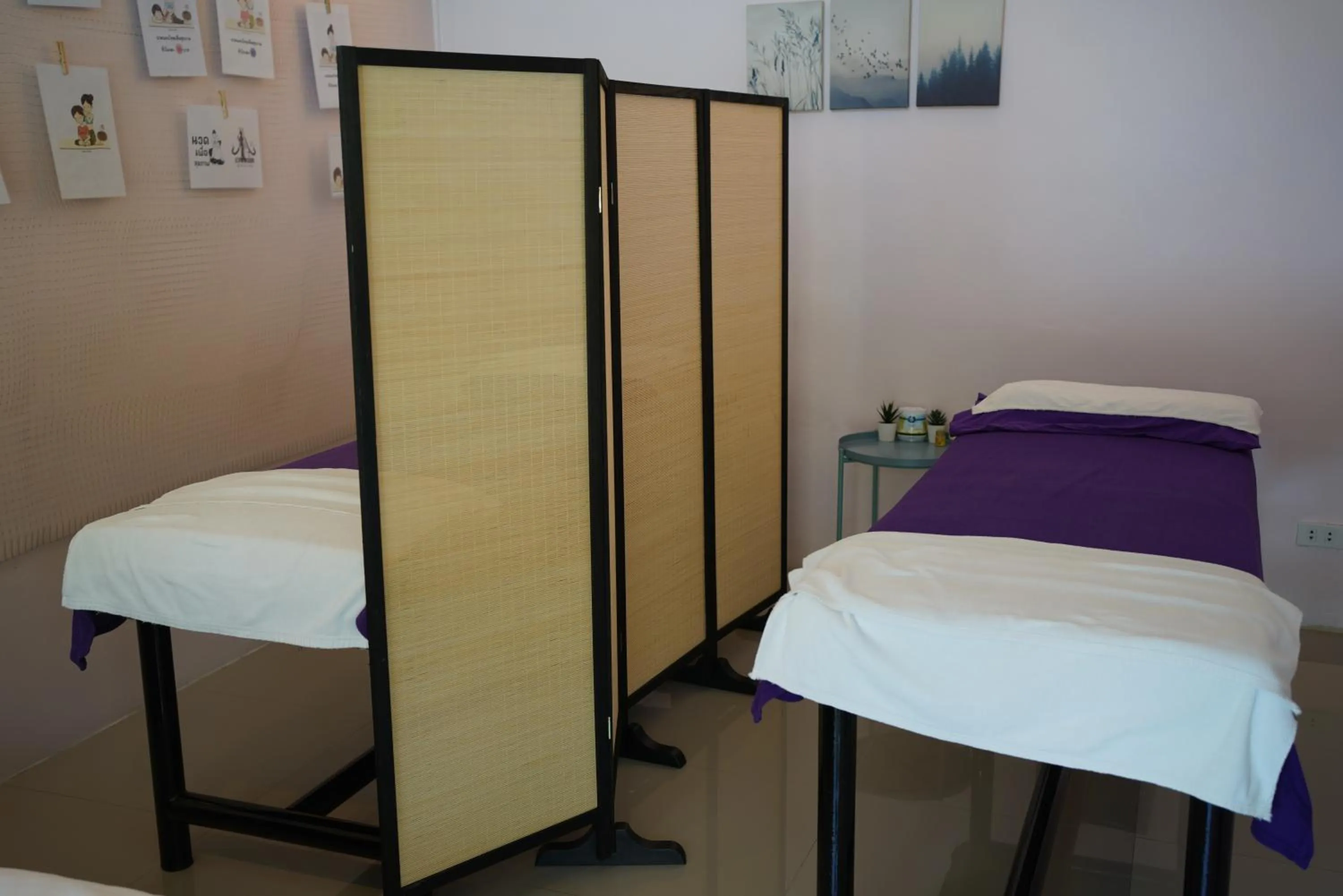 Massage, Bed in Napa Hostel Samrong Station