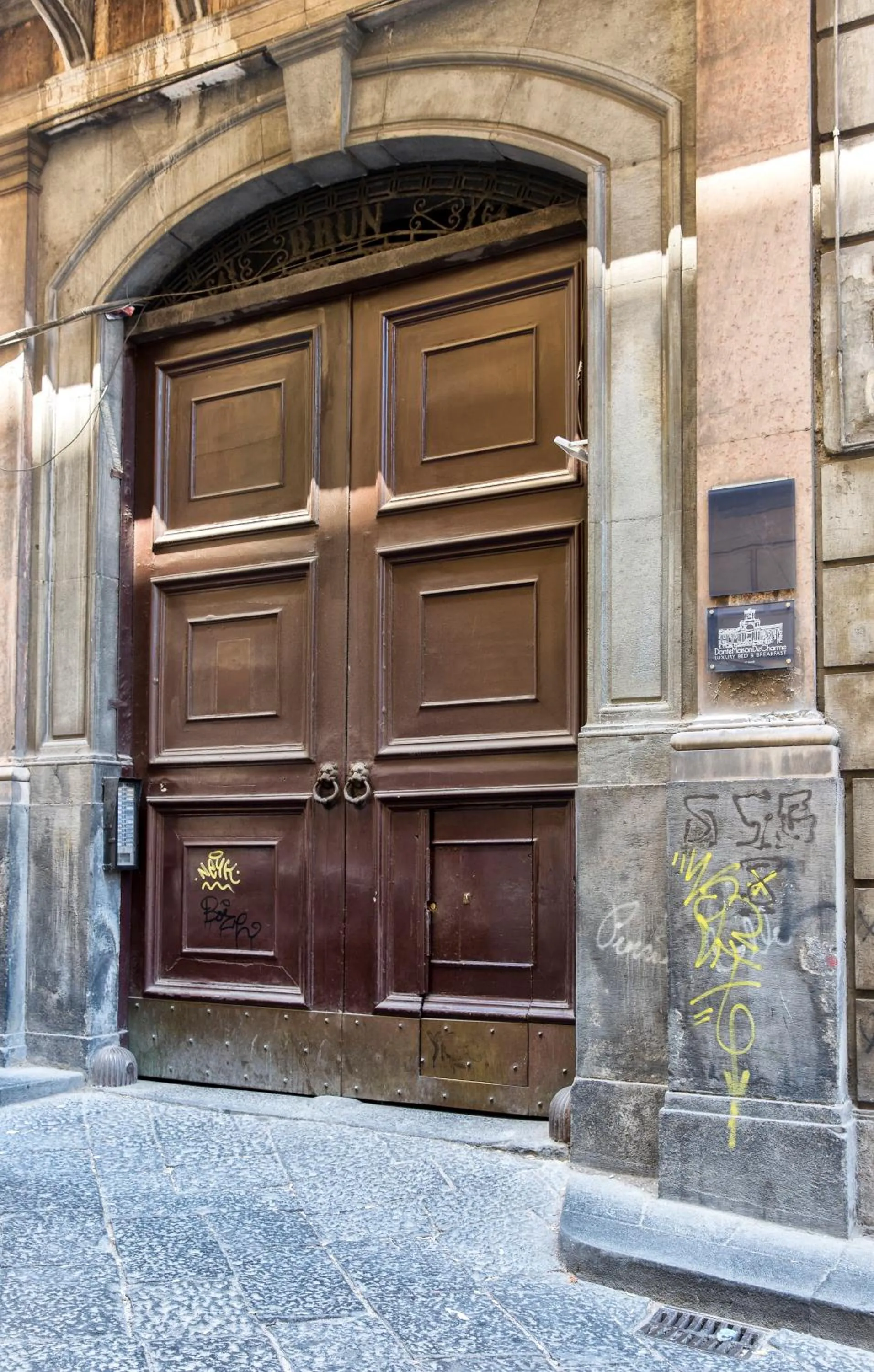 Facade/entrance in Dante Maison De Luxe