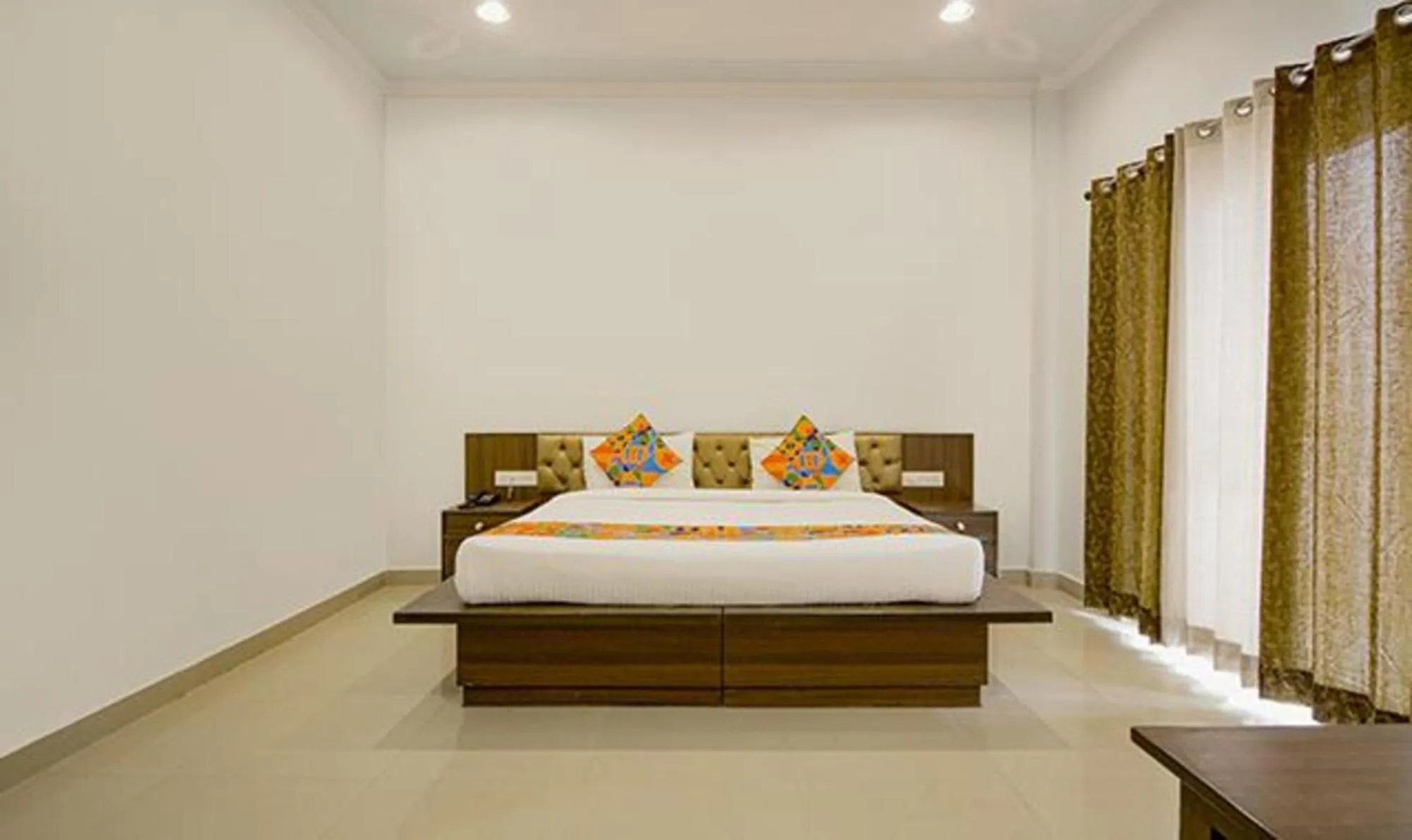 Bed in FabHotel Yamunotri Retreat, Tapovan