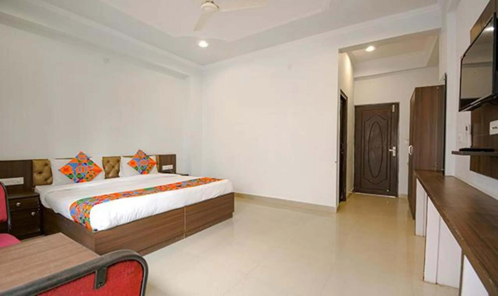 Bed in FabHotel Yamunotri Retreat, Tapovan