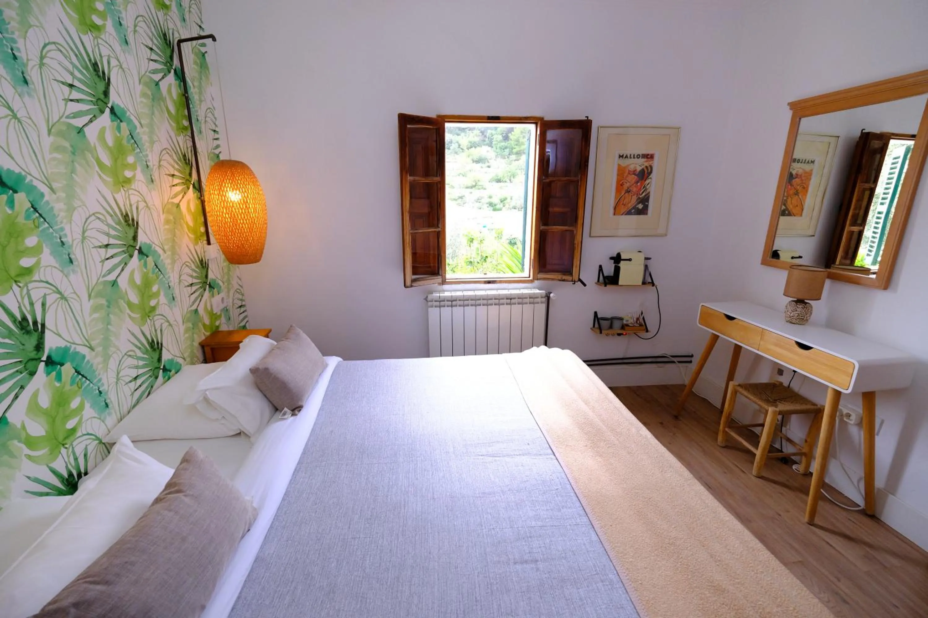 Bed in Casa Caimari Guest House, for mountain lovers!