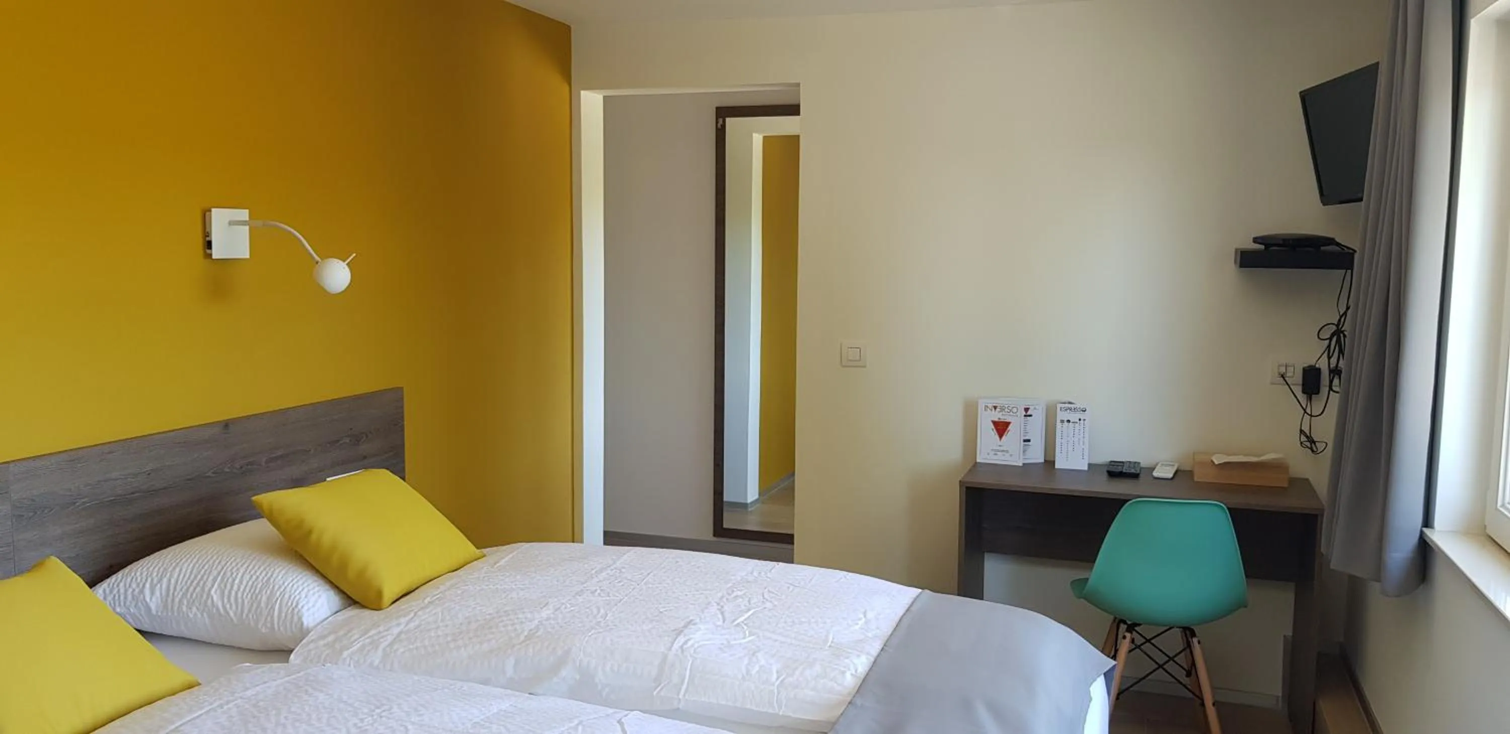 Bed in HOTEL L'AVENUE