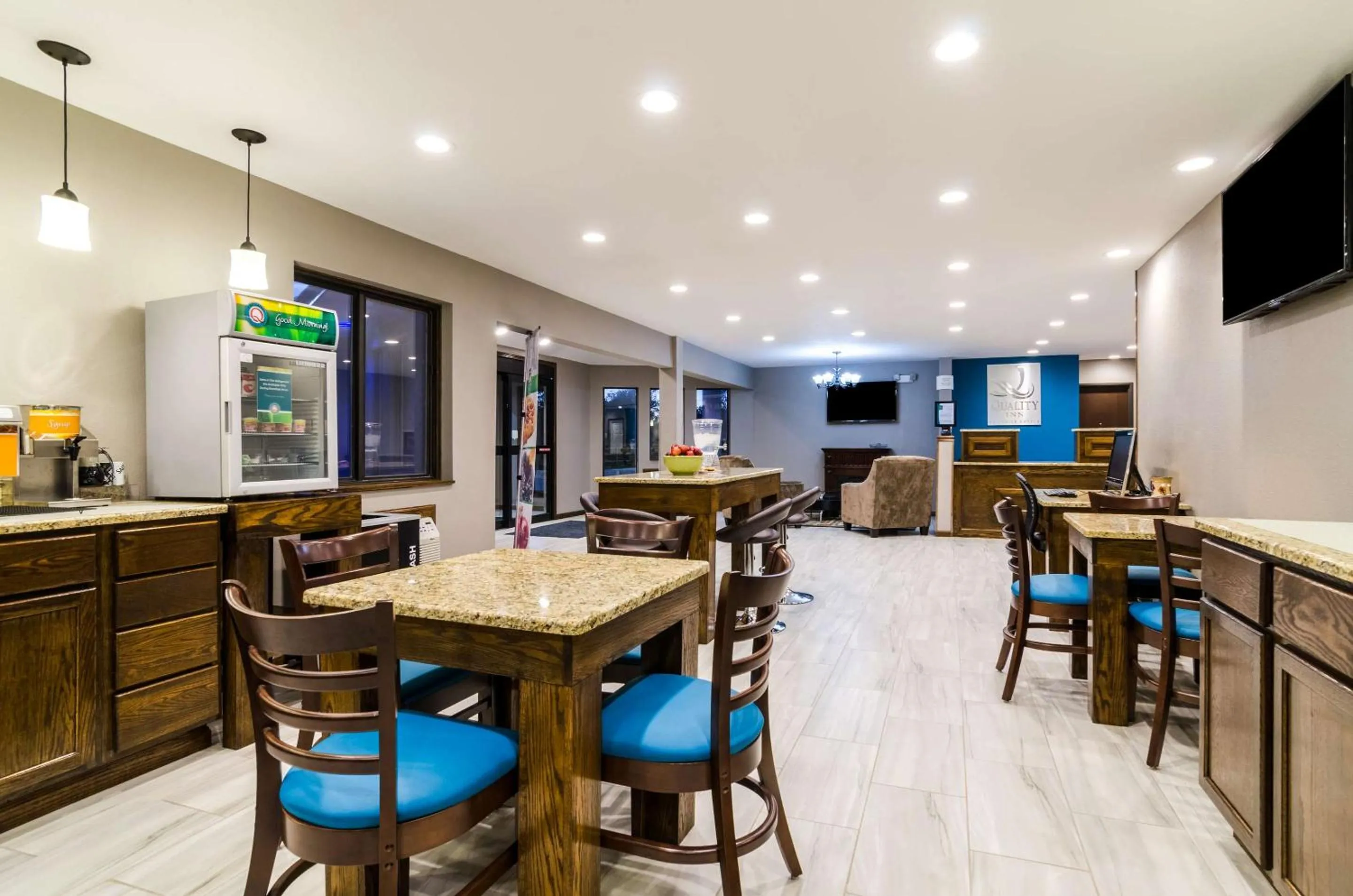 Breakfast in Quality Inn Great Bend