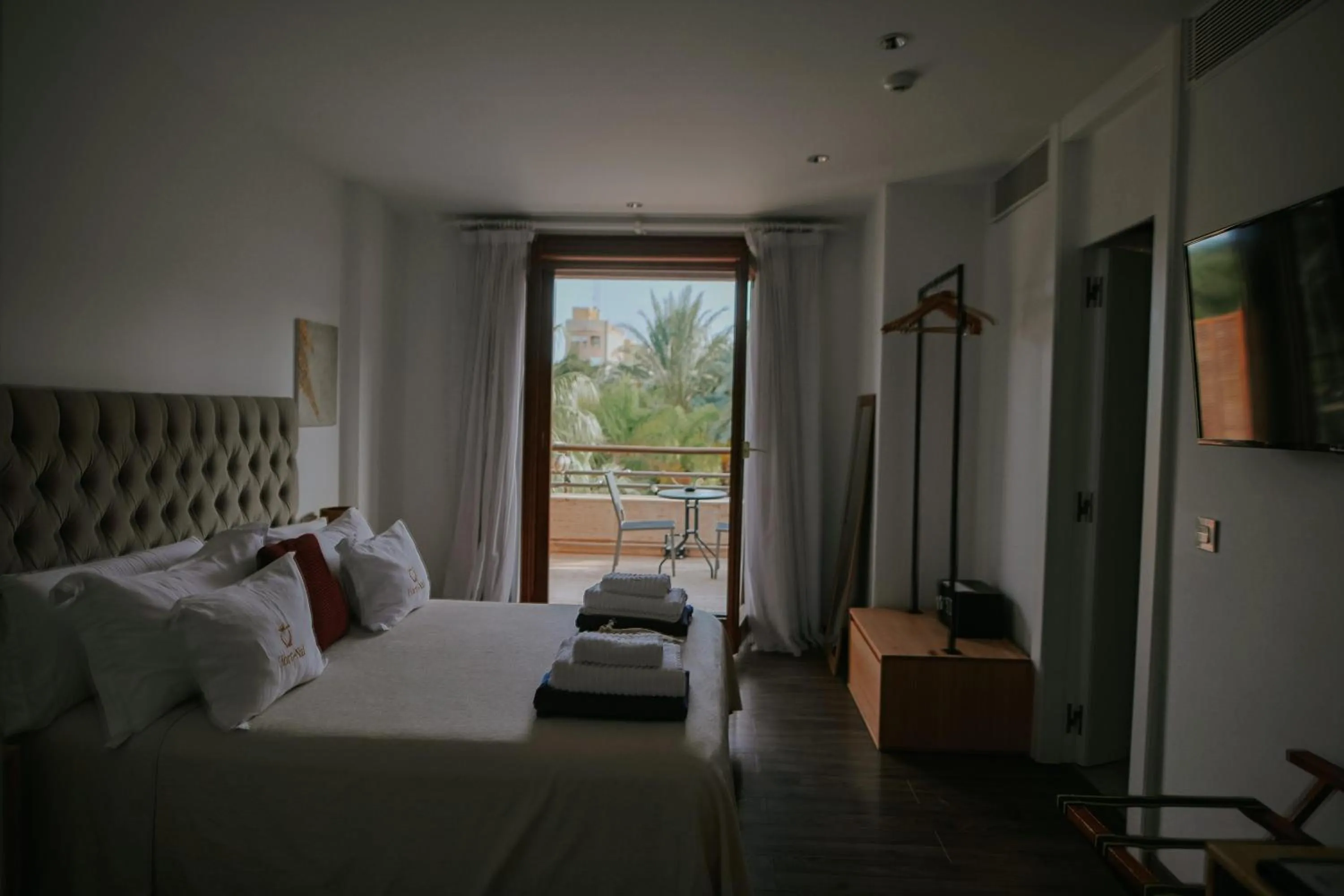 Photo of the whole room, Bed in Hotel Boutique Hort de Nal