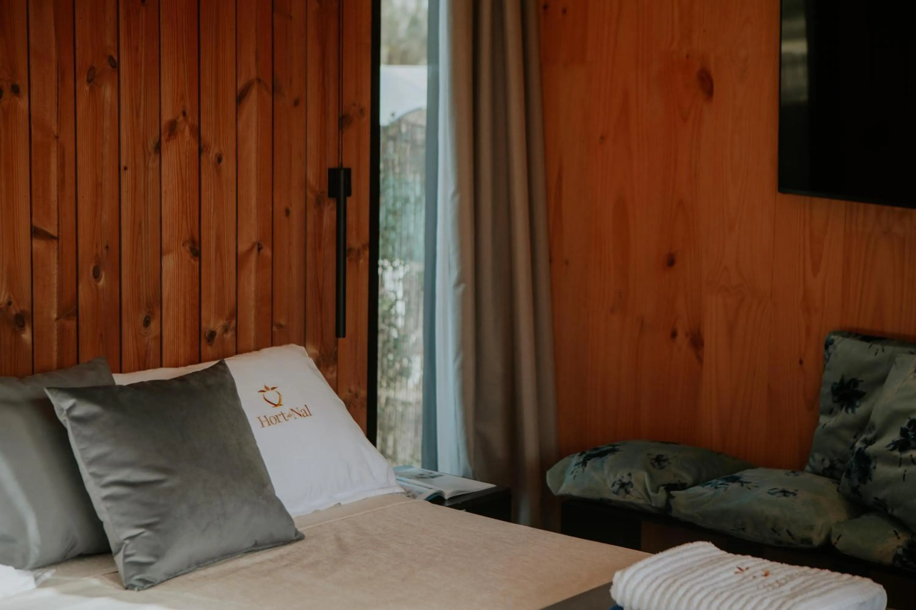 Photo of the whole room, Bed in Hotel Boutique Hort de Nal