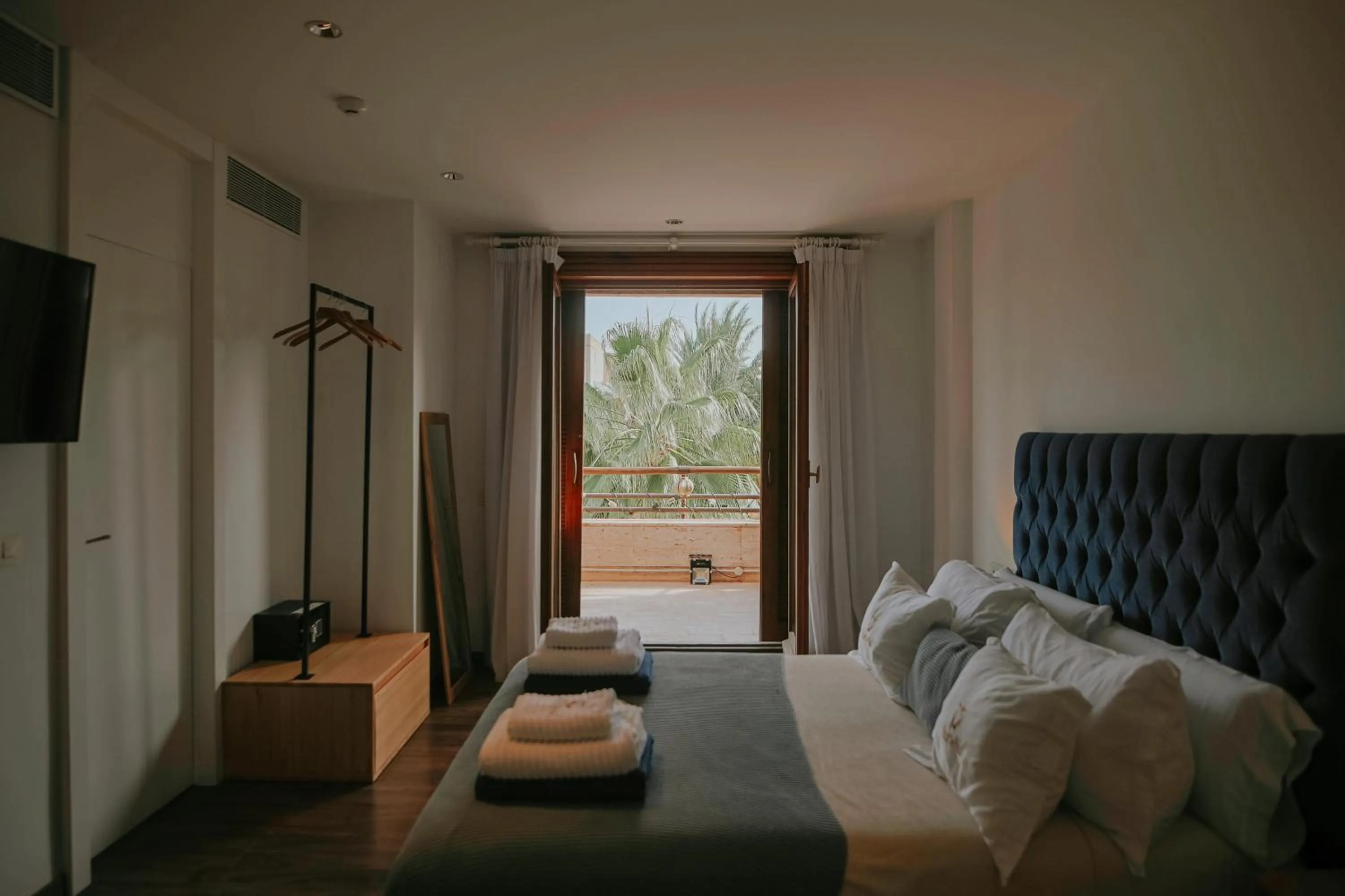 Photo of the whole room, Bed in Hotel Boutique Hort de Nal