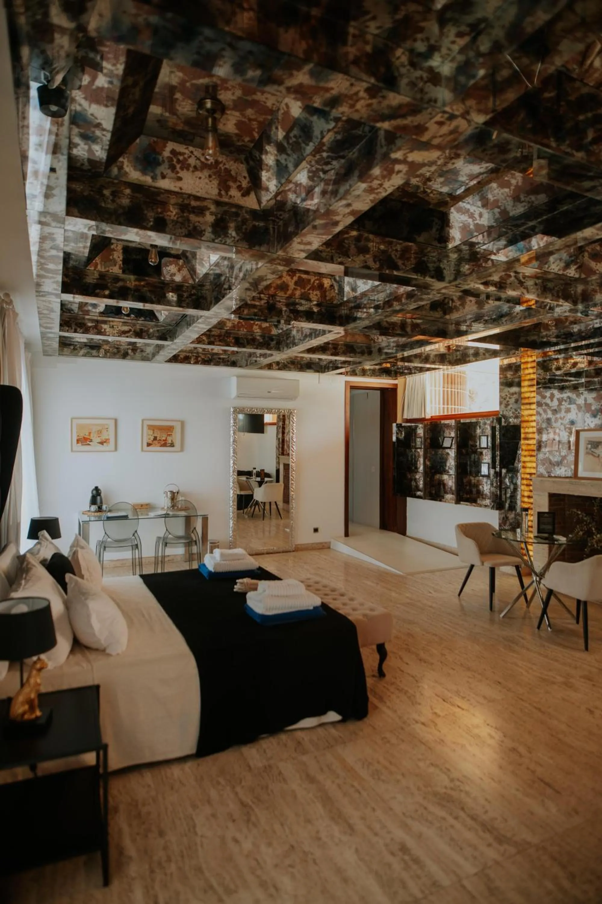 Photo of the whole room, Bed in Hotel Boutique Hort de Nal