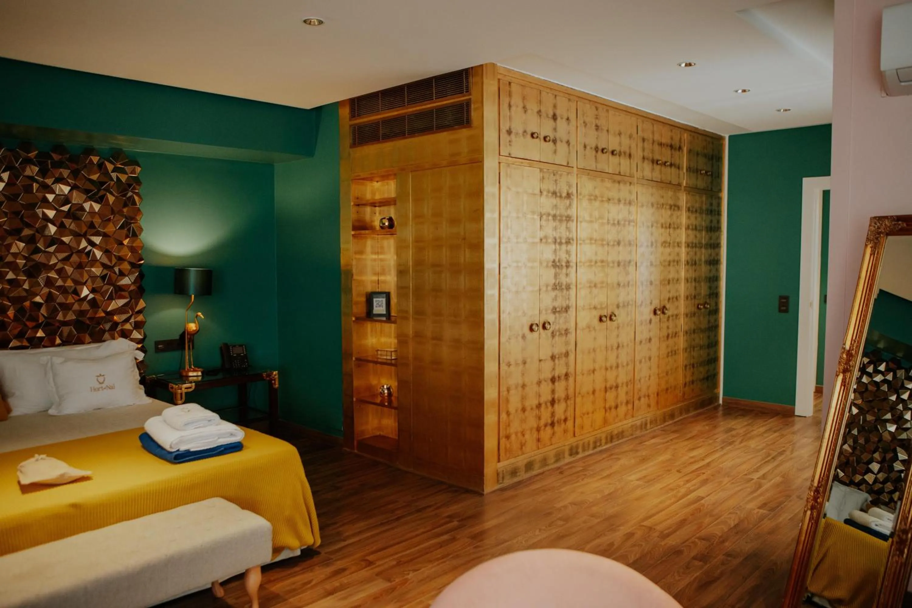 Photo of the whole room, Bed in Hotel Boutique Hort de Nal