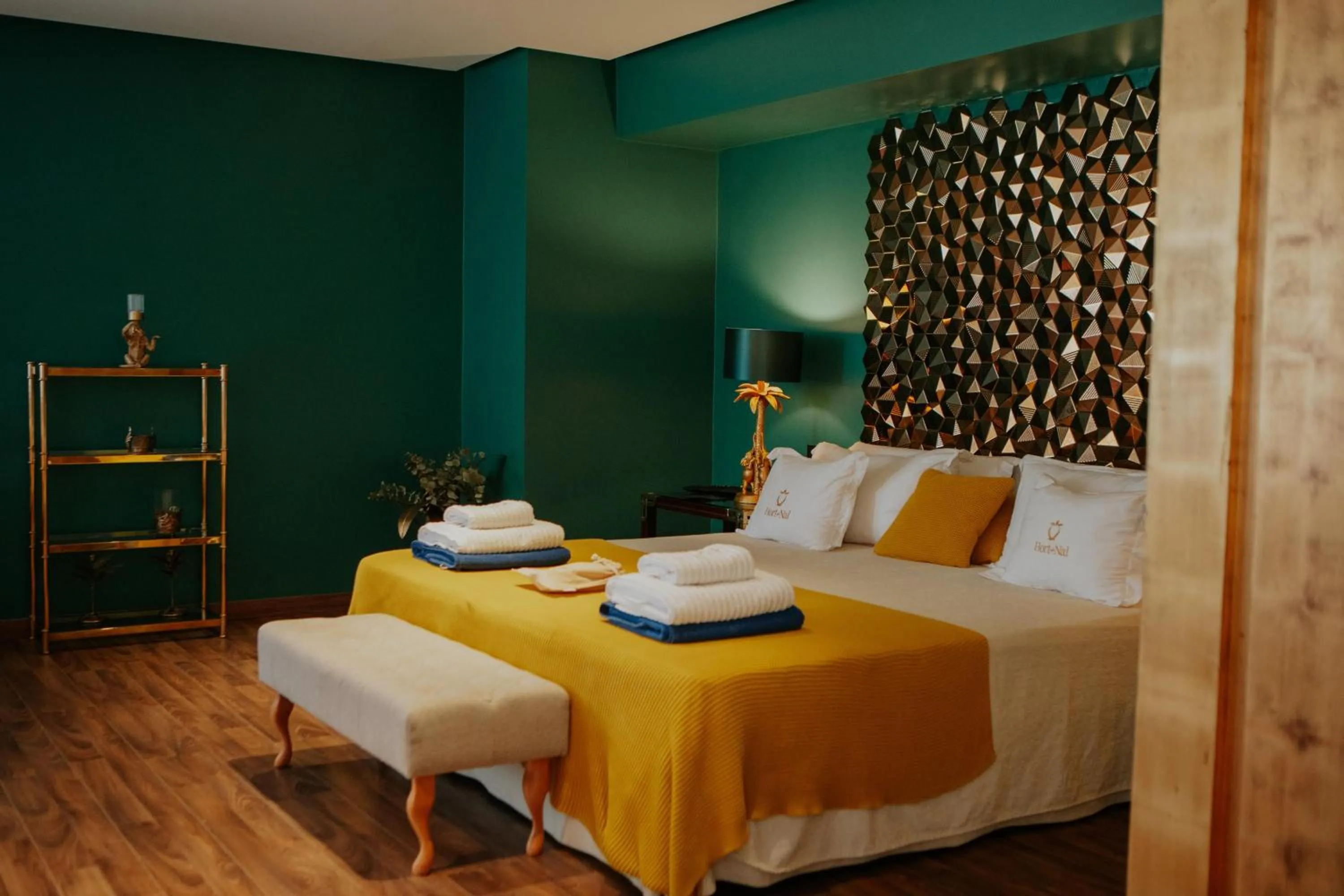 Photo of the whole room, Bed in Hotel Boutique Hort de Nal