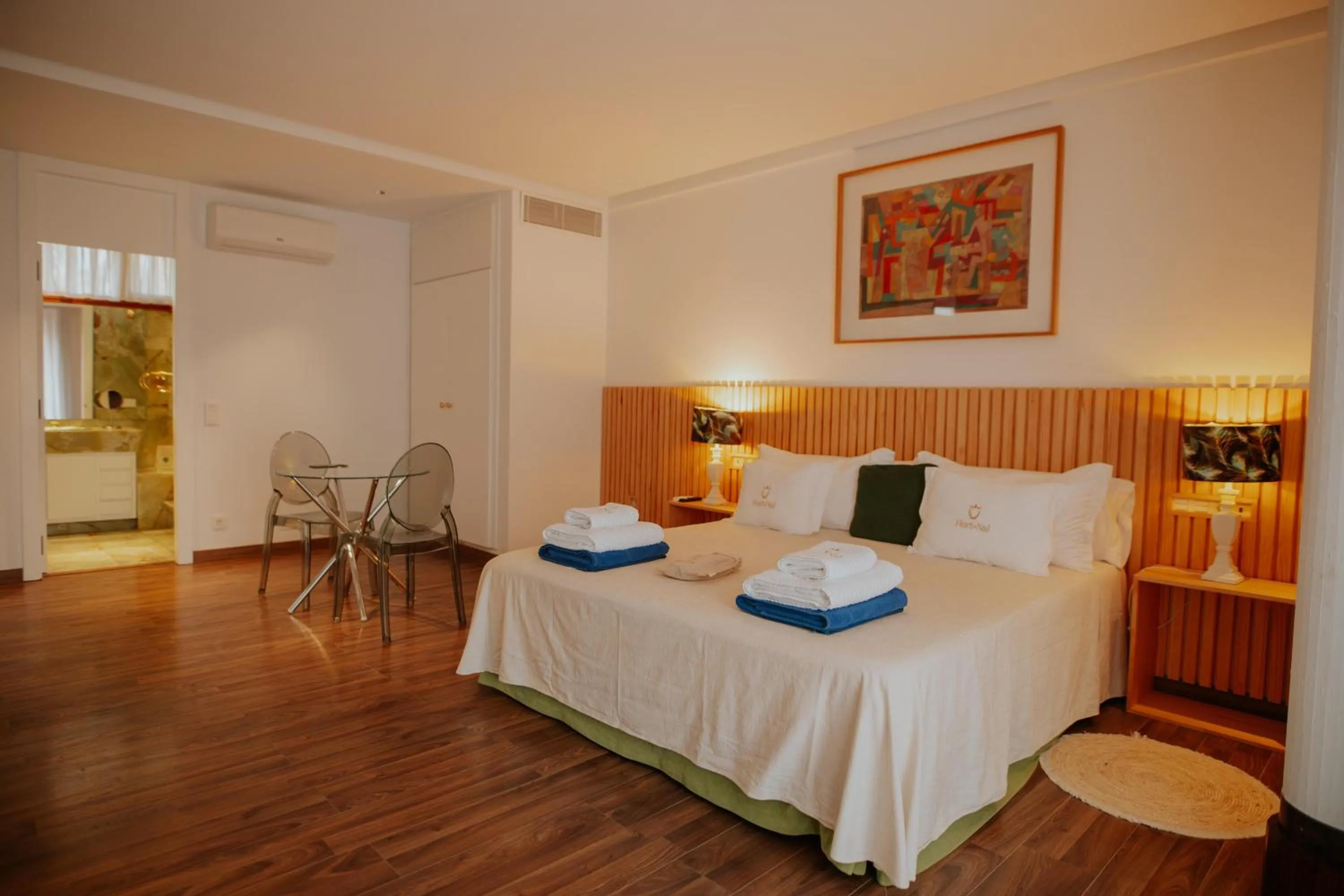 Photo of the whole room, Bed in Hotel Boutique Hort de Nal