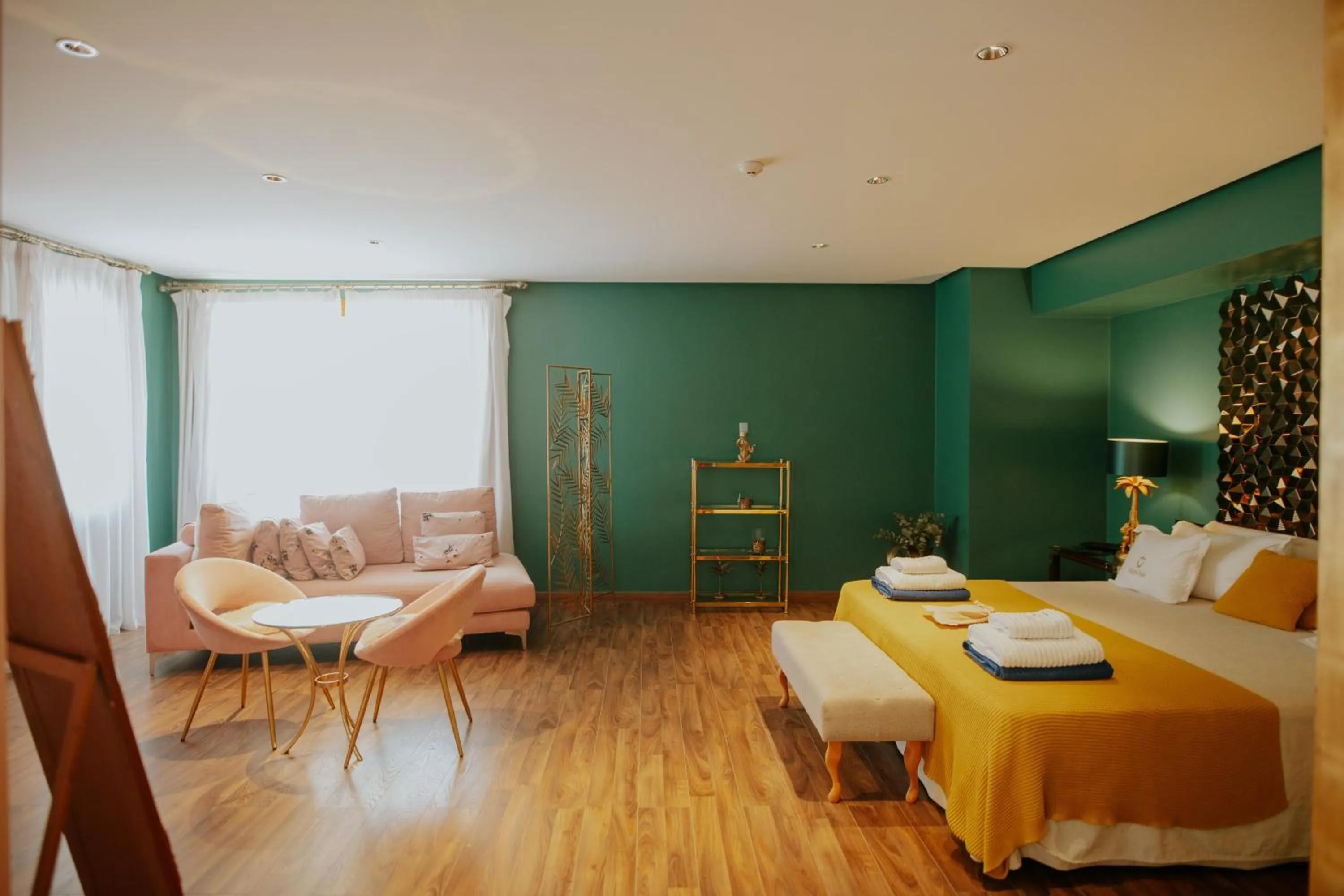 Photo of the whole room, Bed in Hotel Boutique Hort de Nal