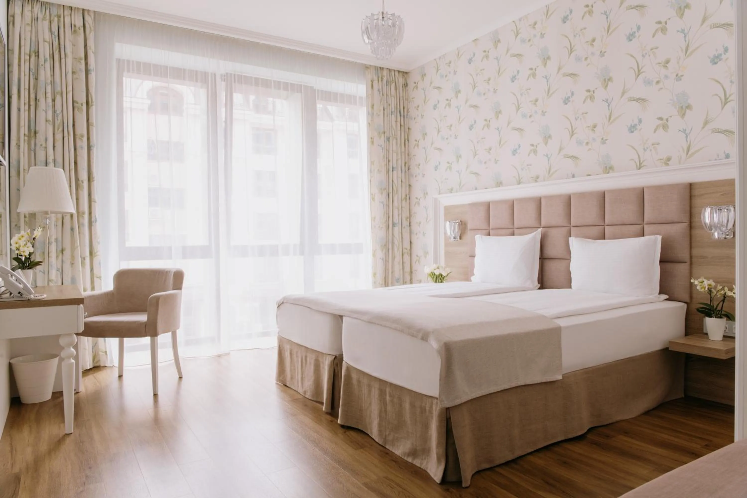 Photo of the whole room, Bed in Impresamente Art Hotel