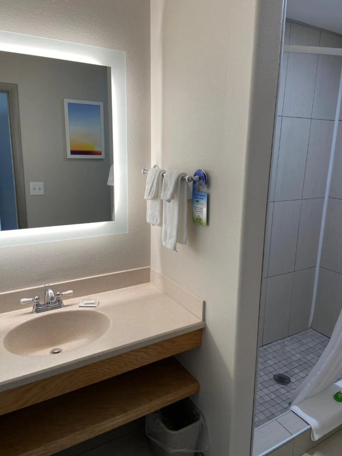 Bathroom in Days Inn by Wyndham Worland