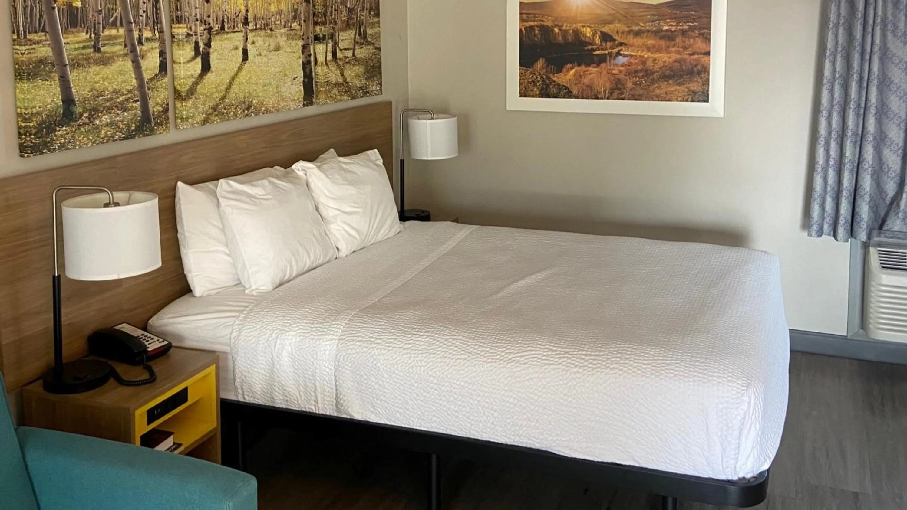 Bed in Days Inn by Wyndham Worland