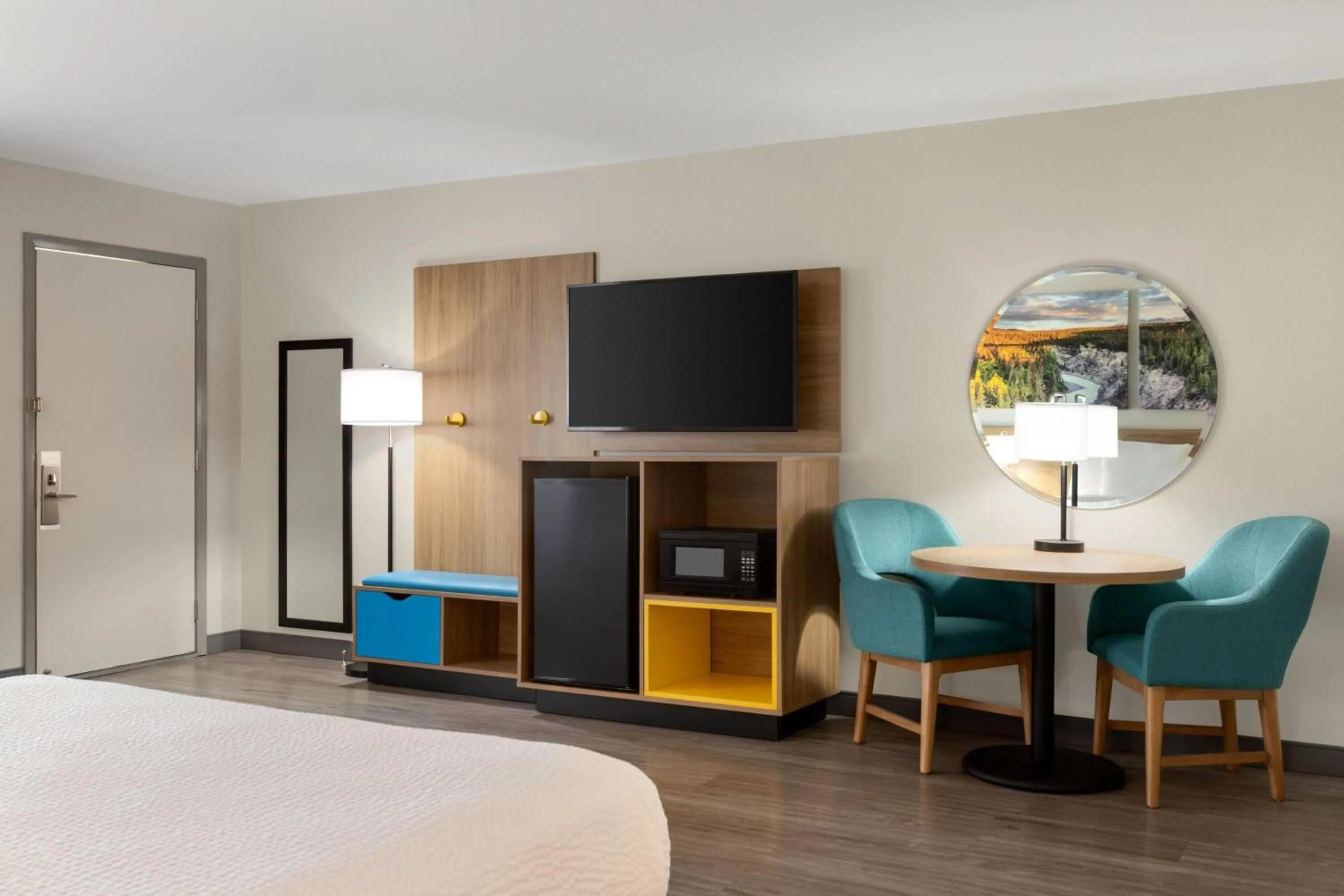 Photo of the whole room, Bed in Days Inn by Wyndham Worland