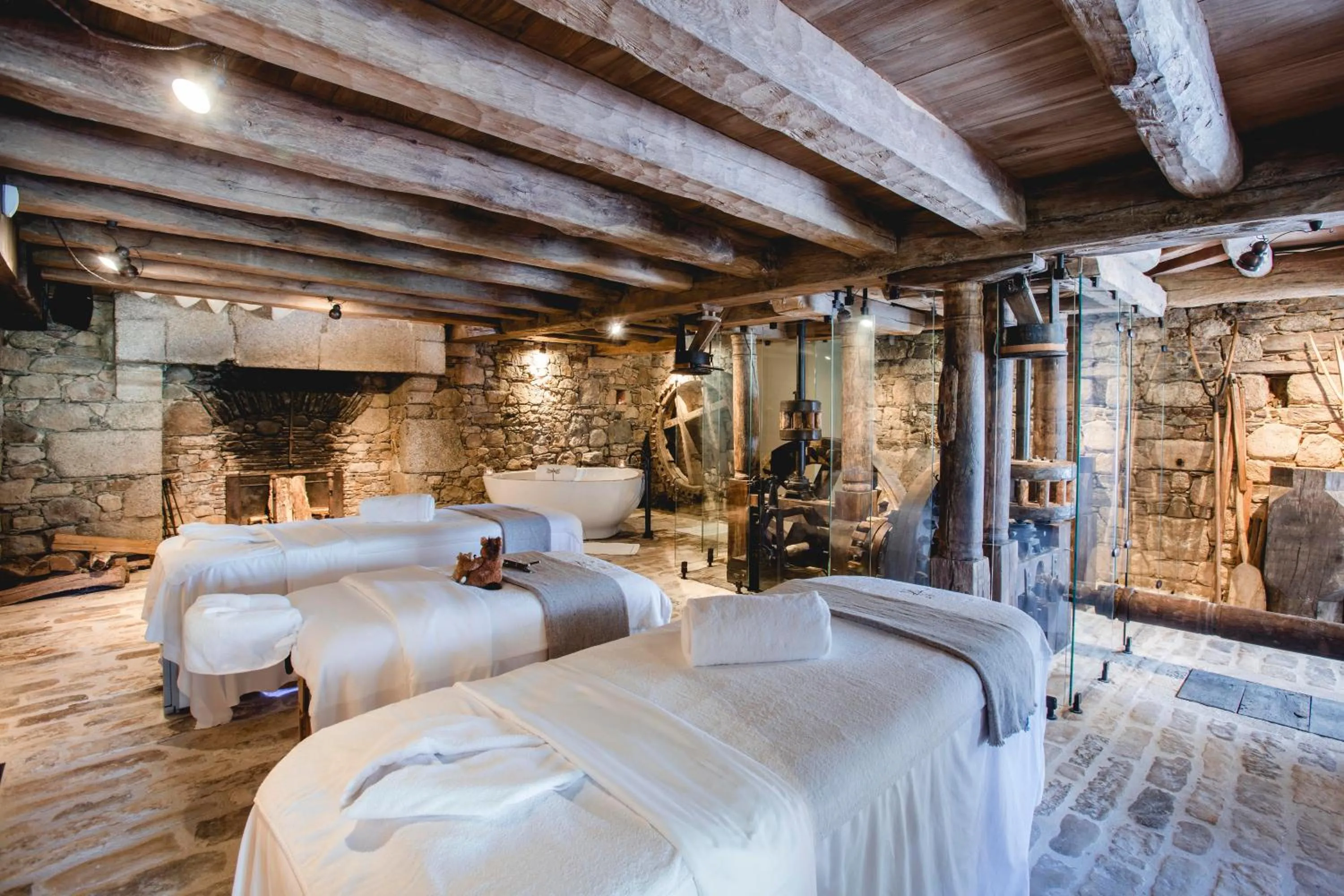 Spa and wellness centre/facilities in Domaine des Etangs, Auberge Collection