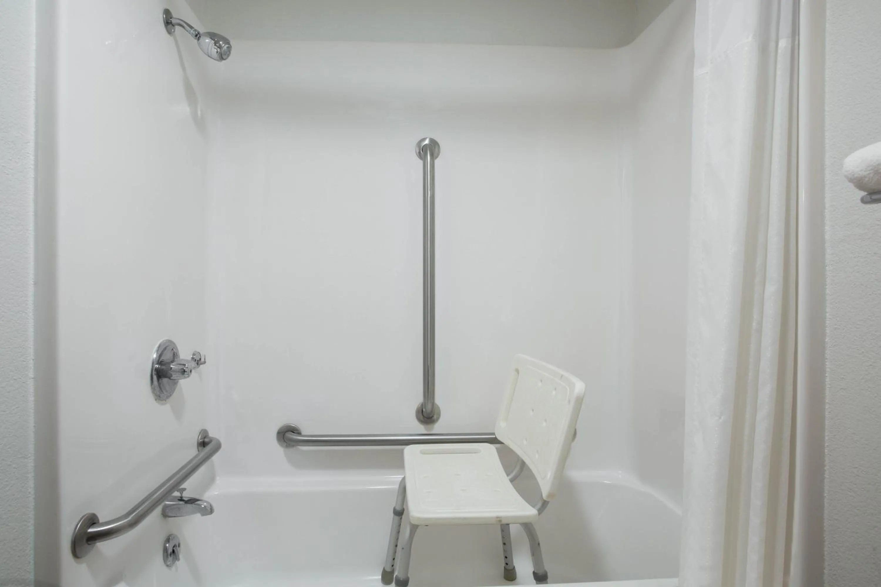 Bathroom in Super 8 by Wyndham Fort Madison