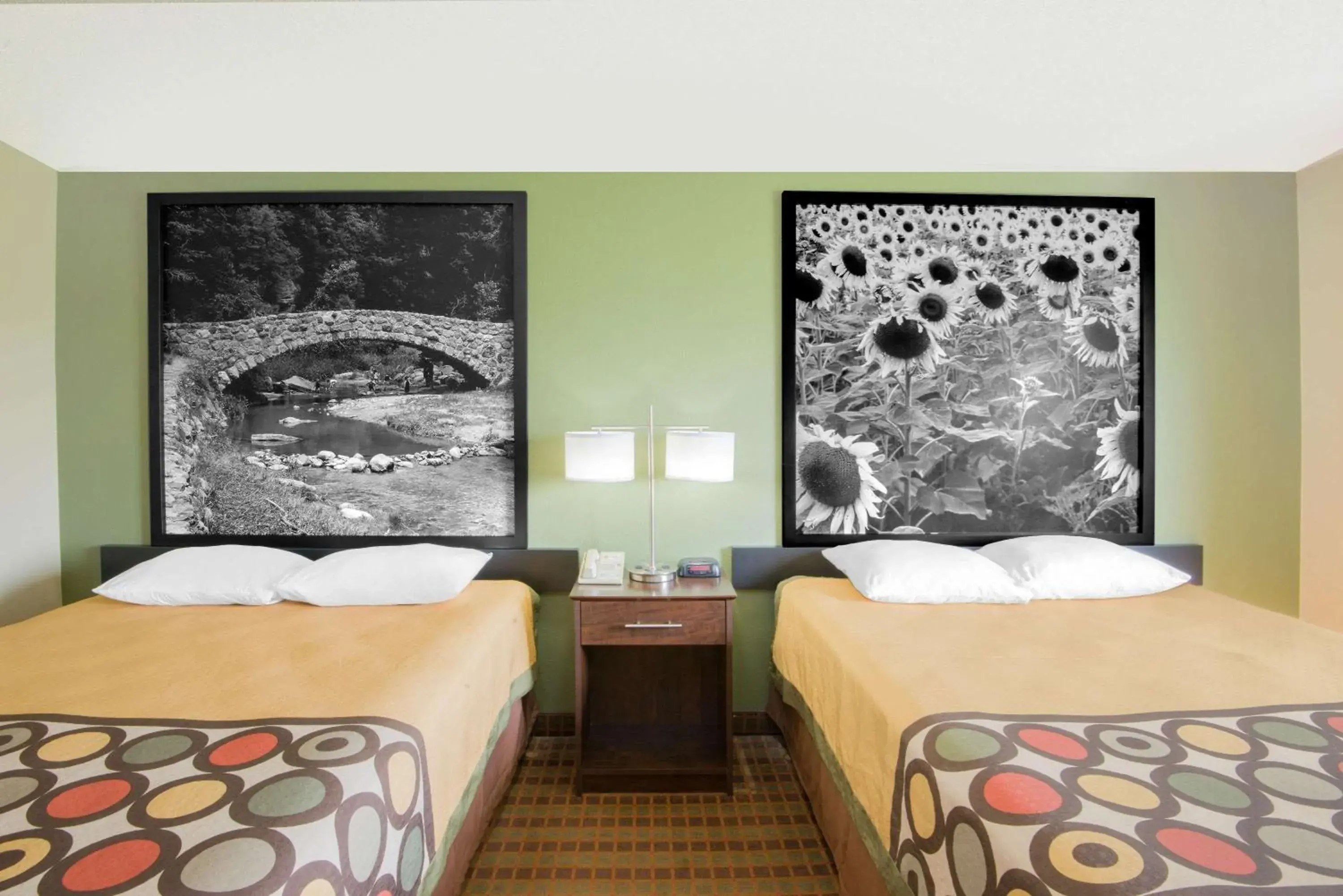 Double Room with Two Double Beds - Smoking in Super 8 by Wyndham Story City Double Room with Two Double Beds - Smoking in Super 8 by Wyndham Story City