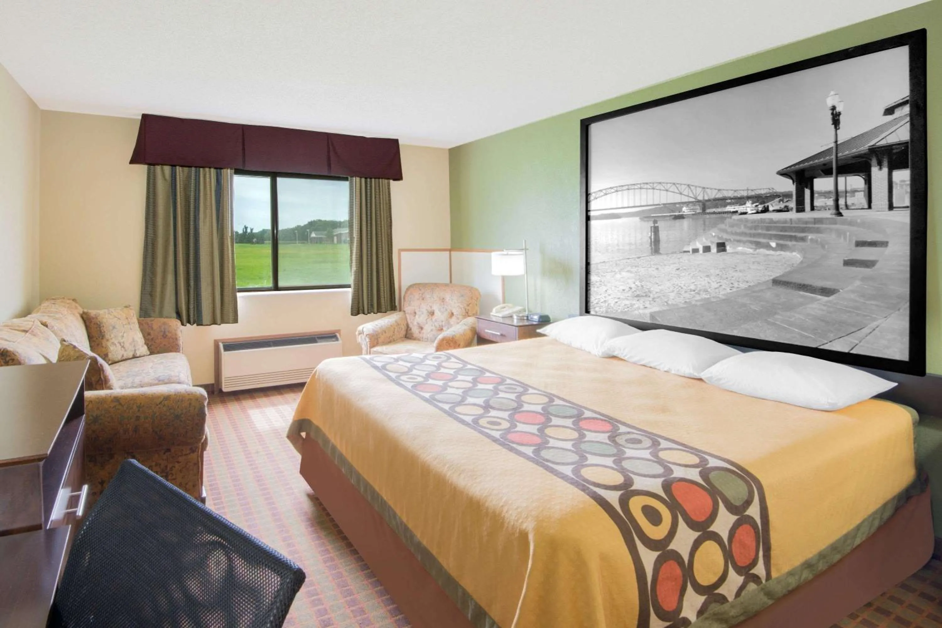 Photo of the whole room, Bed in Super 8 by Wyndham Story City