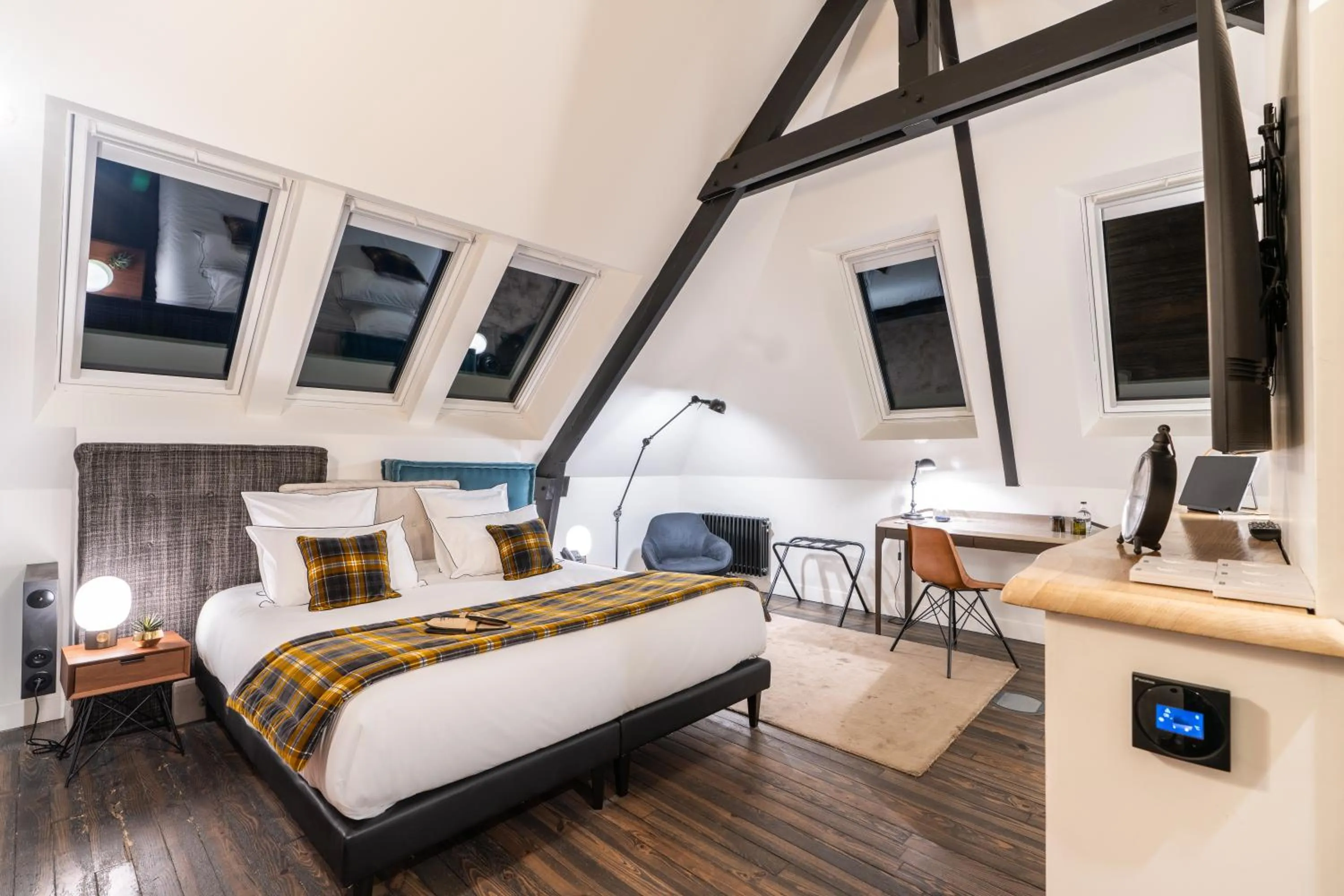 Bed in Les Jardins de Coppélia