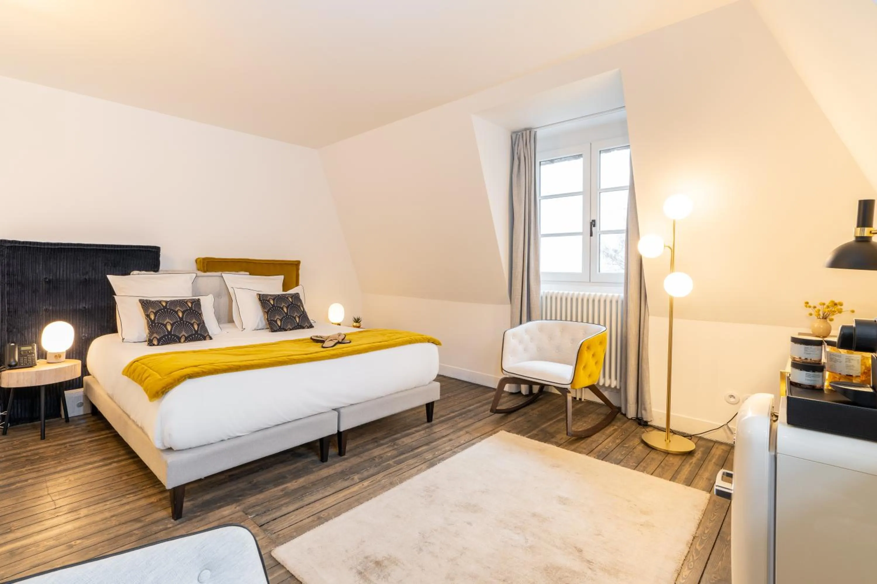 Bed in Les Jardins de Coppélia