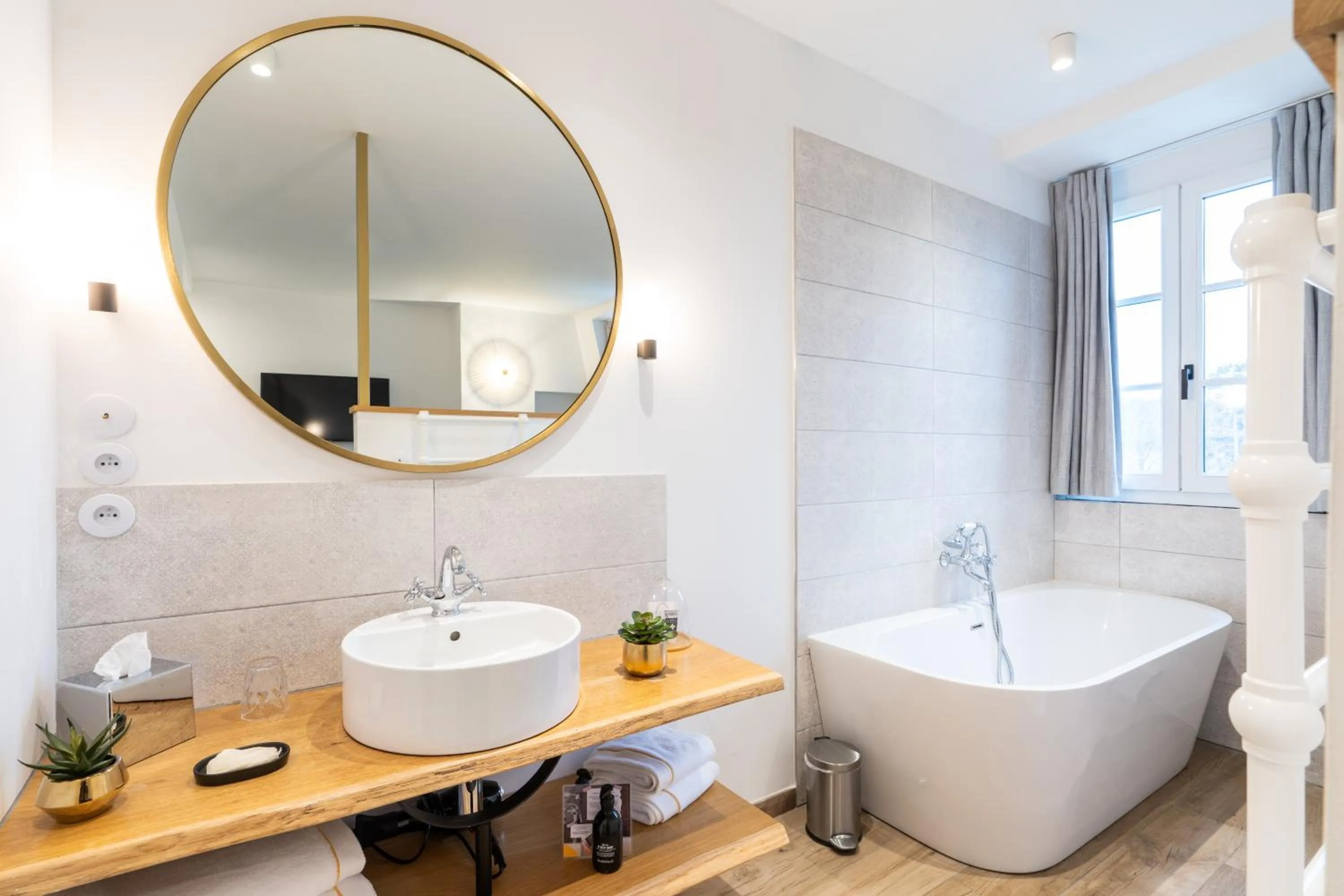 Bathroom in Les Jardins de Coppélia