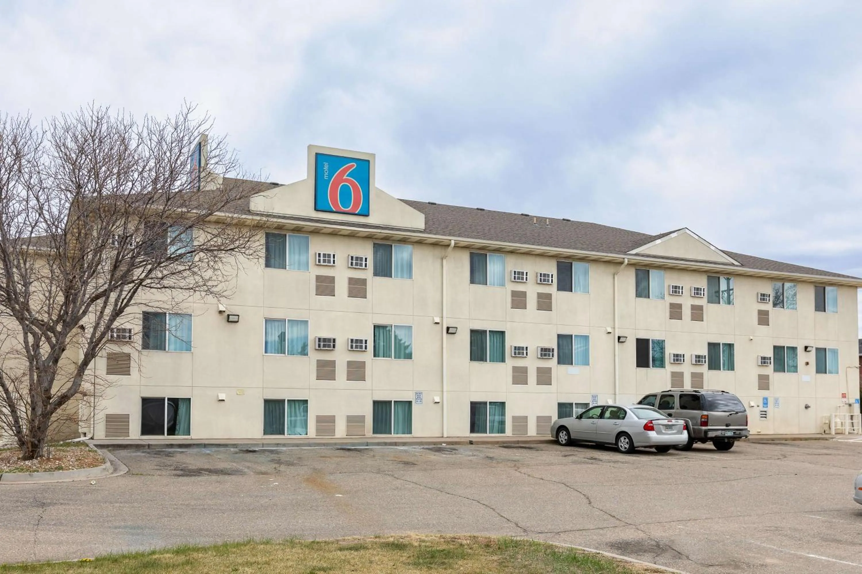 Property building in Motel 6-Fort Lupton, CO