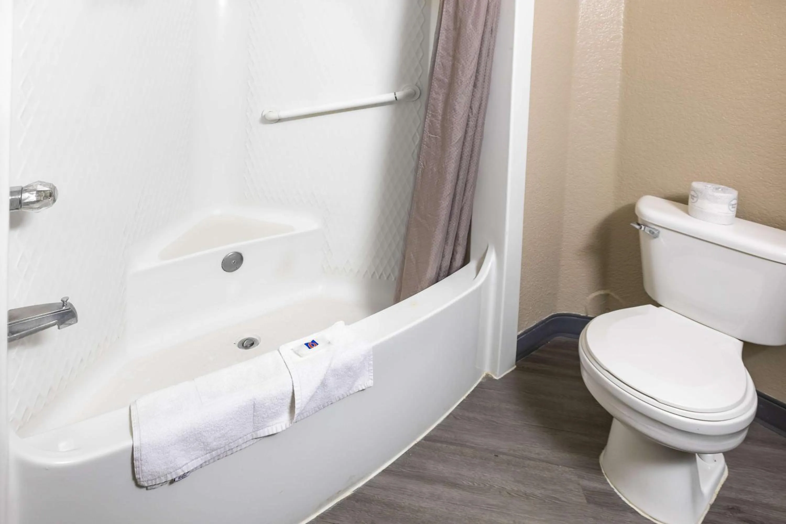 Bathroom in Motel 6-Fort Lupton, CO