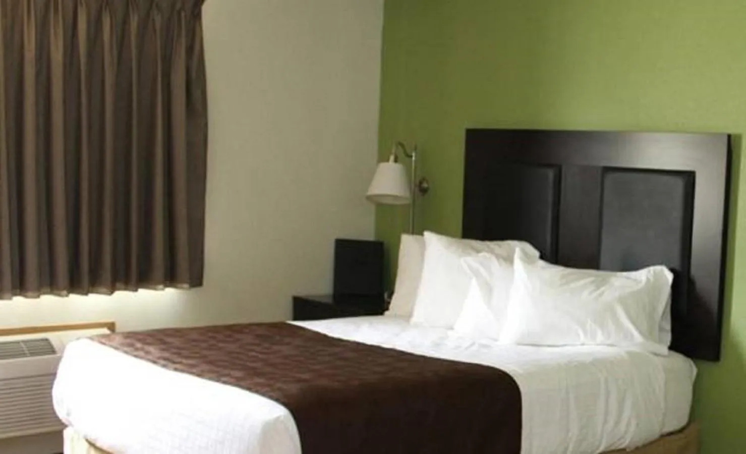 Photo of the whole room, Bed in AmericInn by Wyndham Wadena