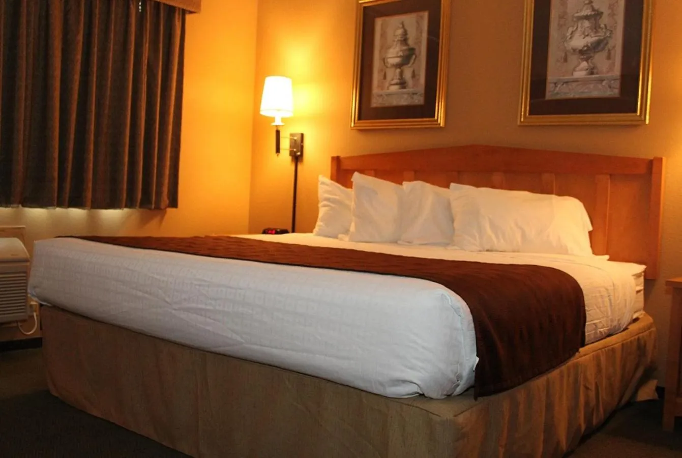 Photo of the whole room, Bed in AmericInn by Wyndham Wadena