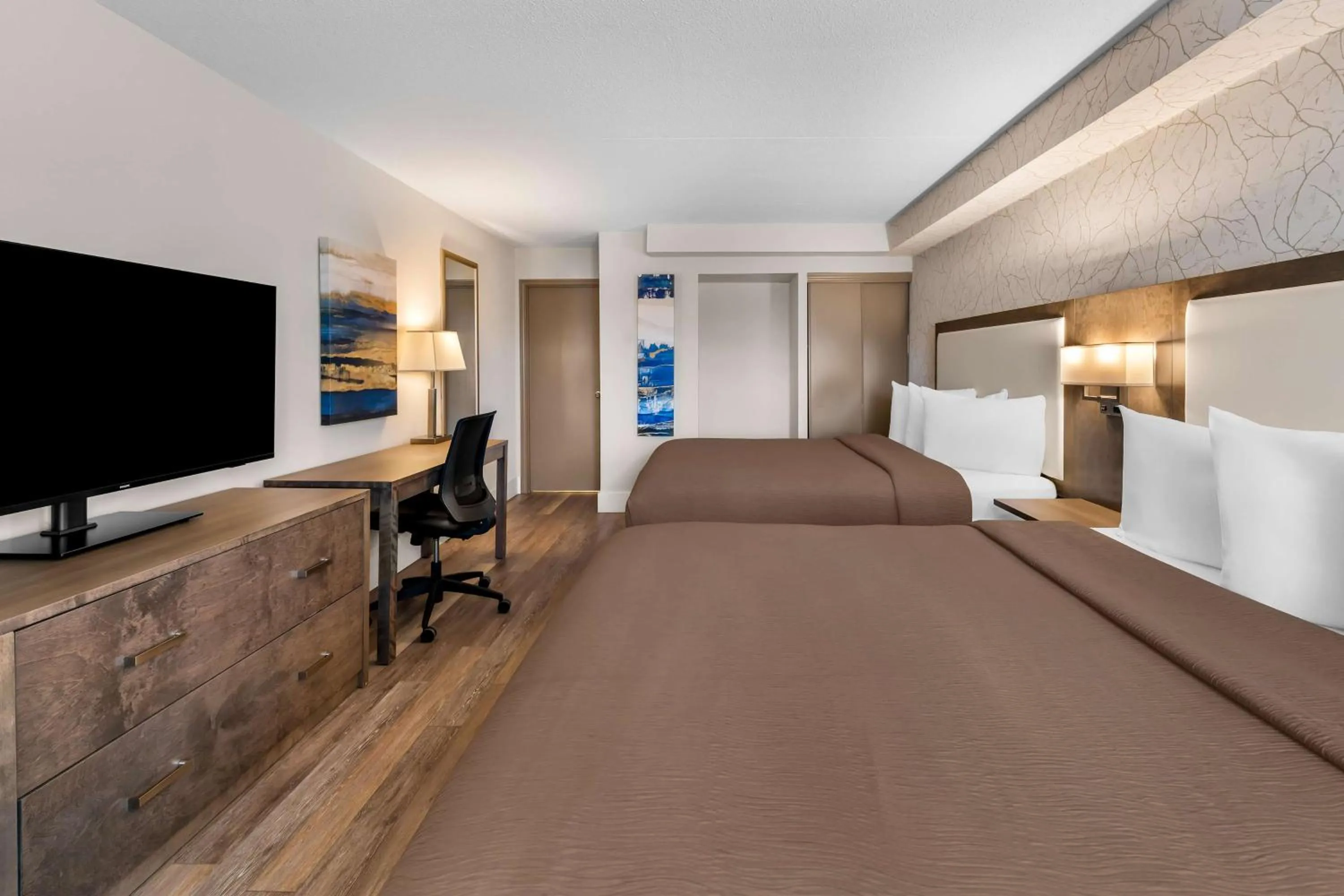 Bedroom, Bed in Best Western Halton Hills