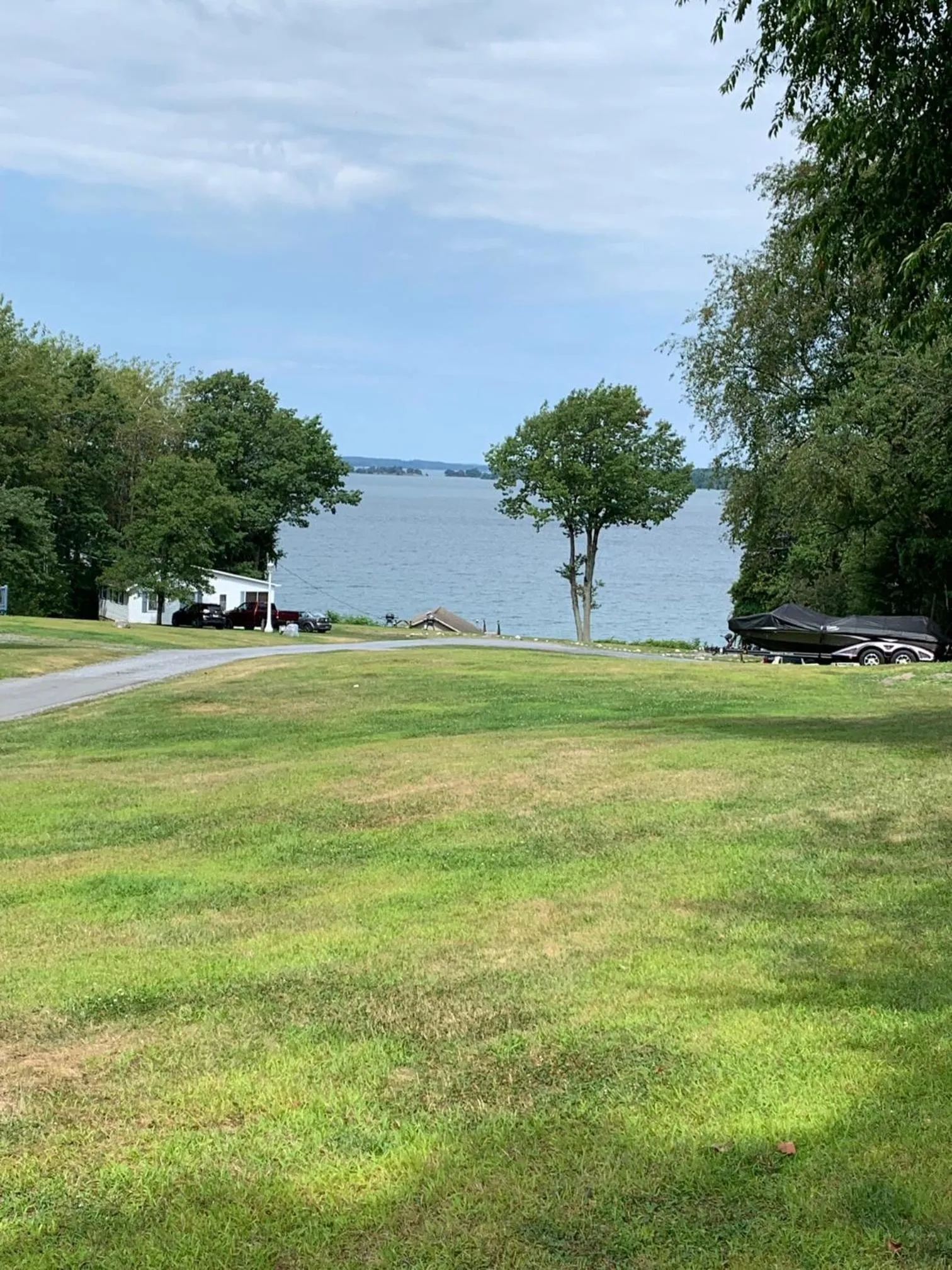 River view in West Winds Motel & Cottages