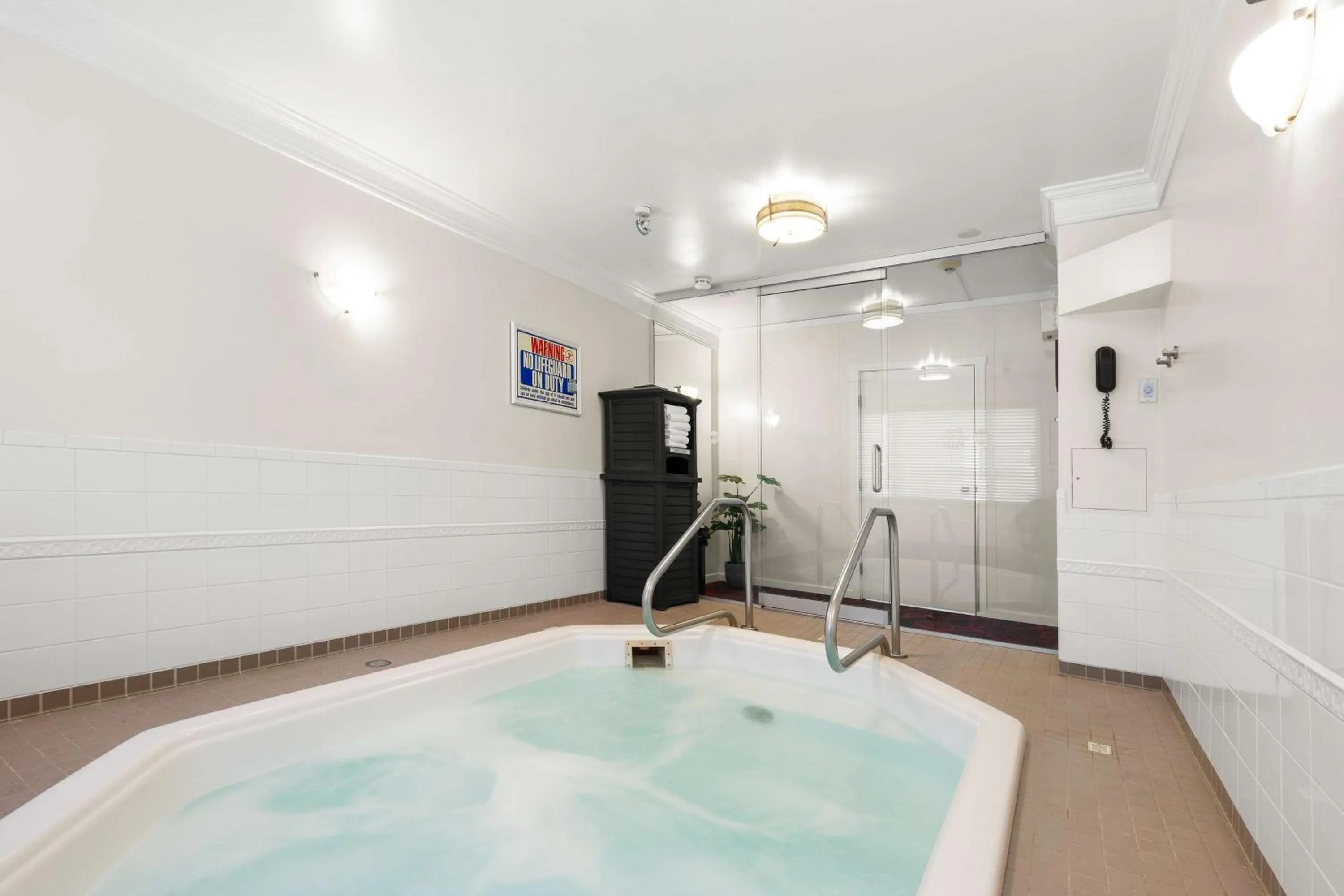 Spa and wellness centre/facilities in Best Western Plus Columbia River Hotel