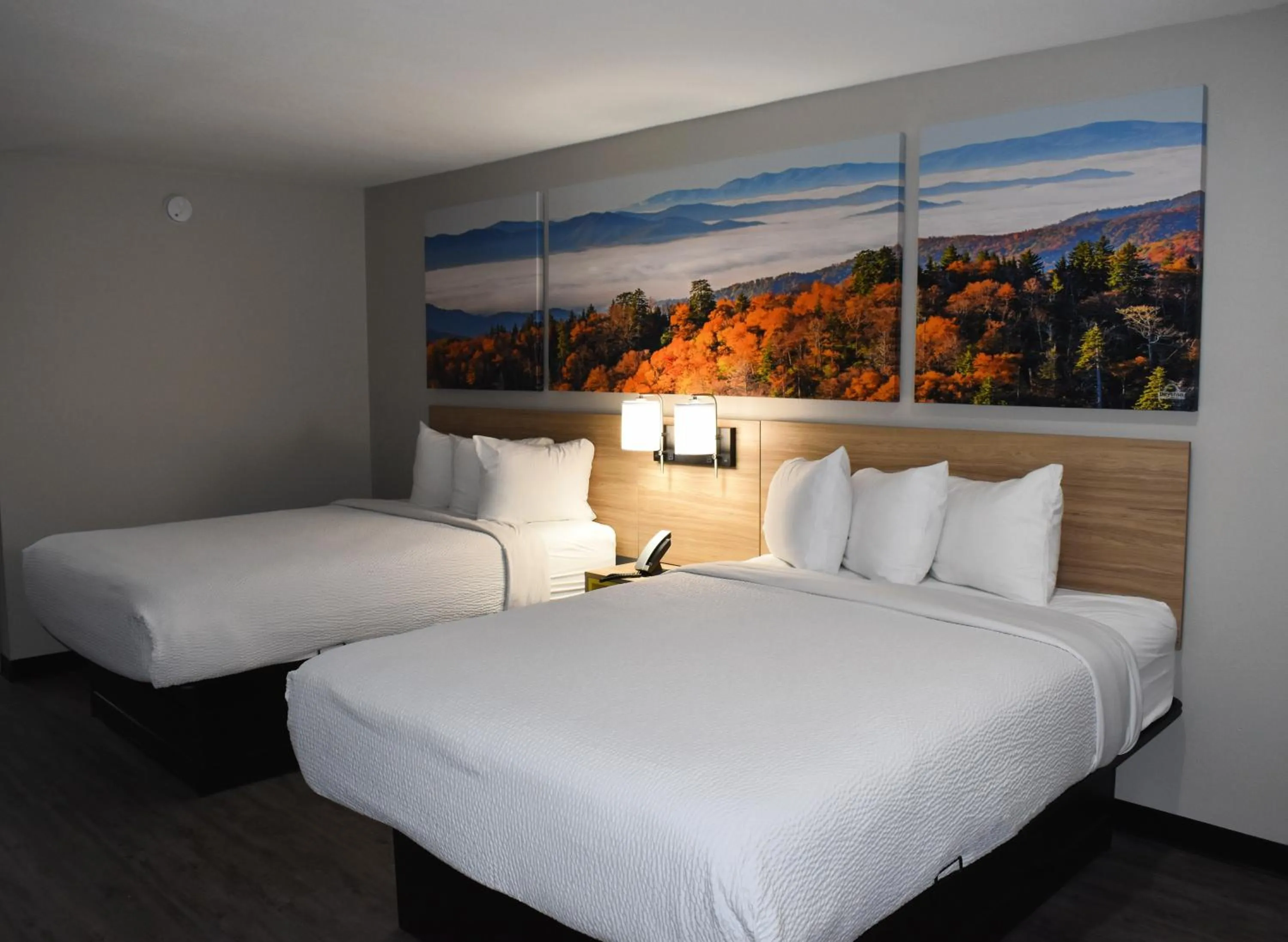 Bedroom, Bed in Days Inn by Wyndham North Little Rock Maumelle