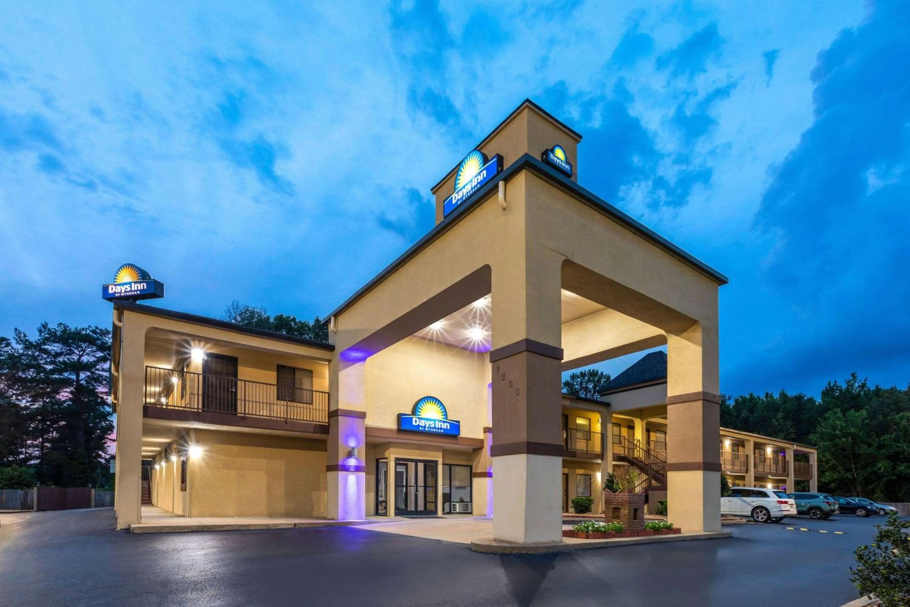 Property building in Days Inn by Wyndham North Little Rock Maumelle