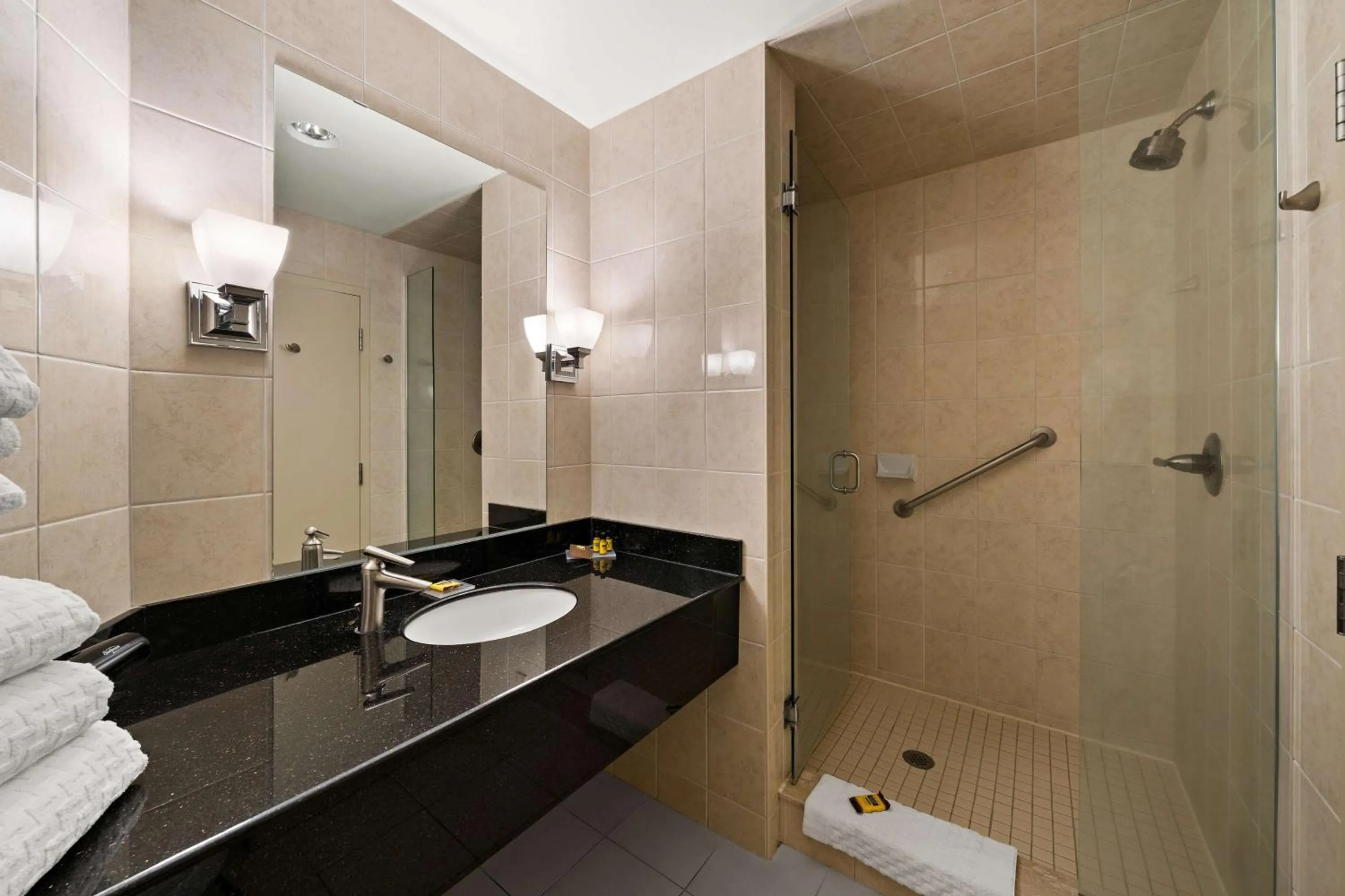 Bathroom in Best Western Plus Orangeville Inn & Suites