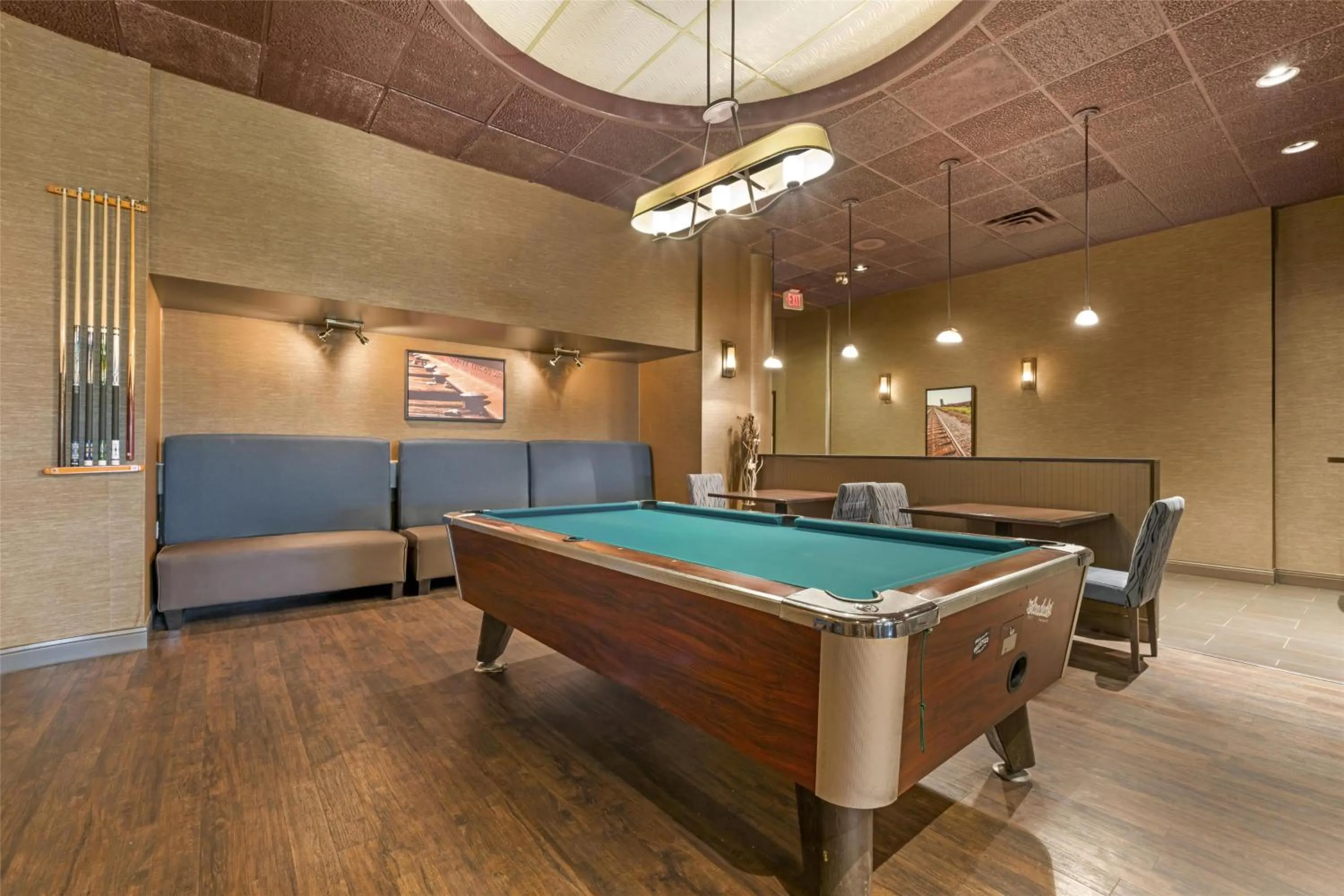 Lounge or bar in Best Western Terrace Inn