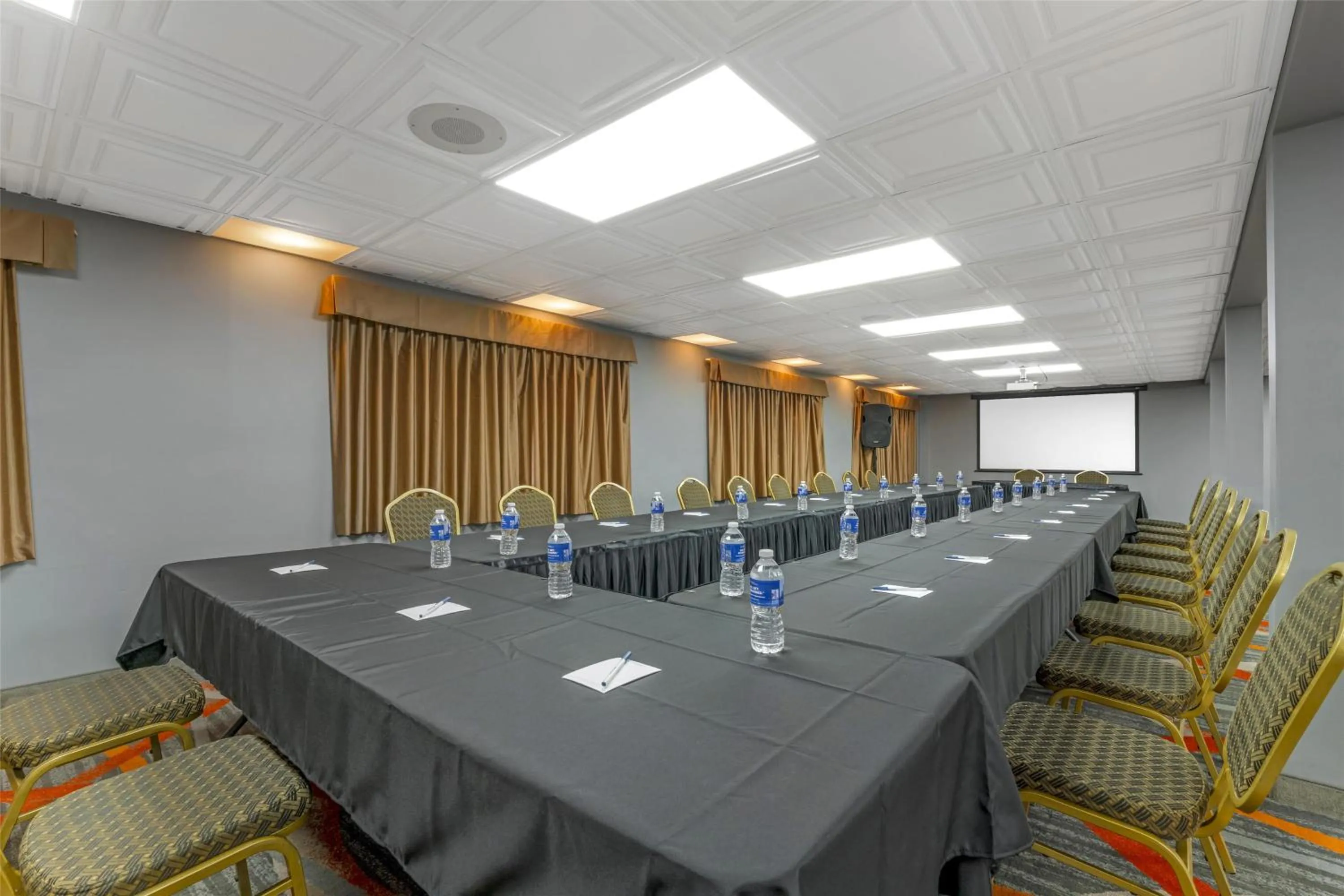 Meeting/conference room in Best Western Terrace Inn