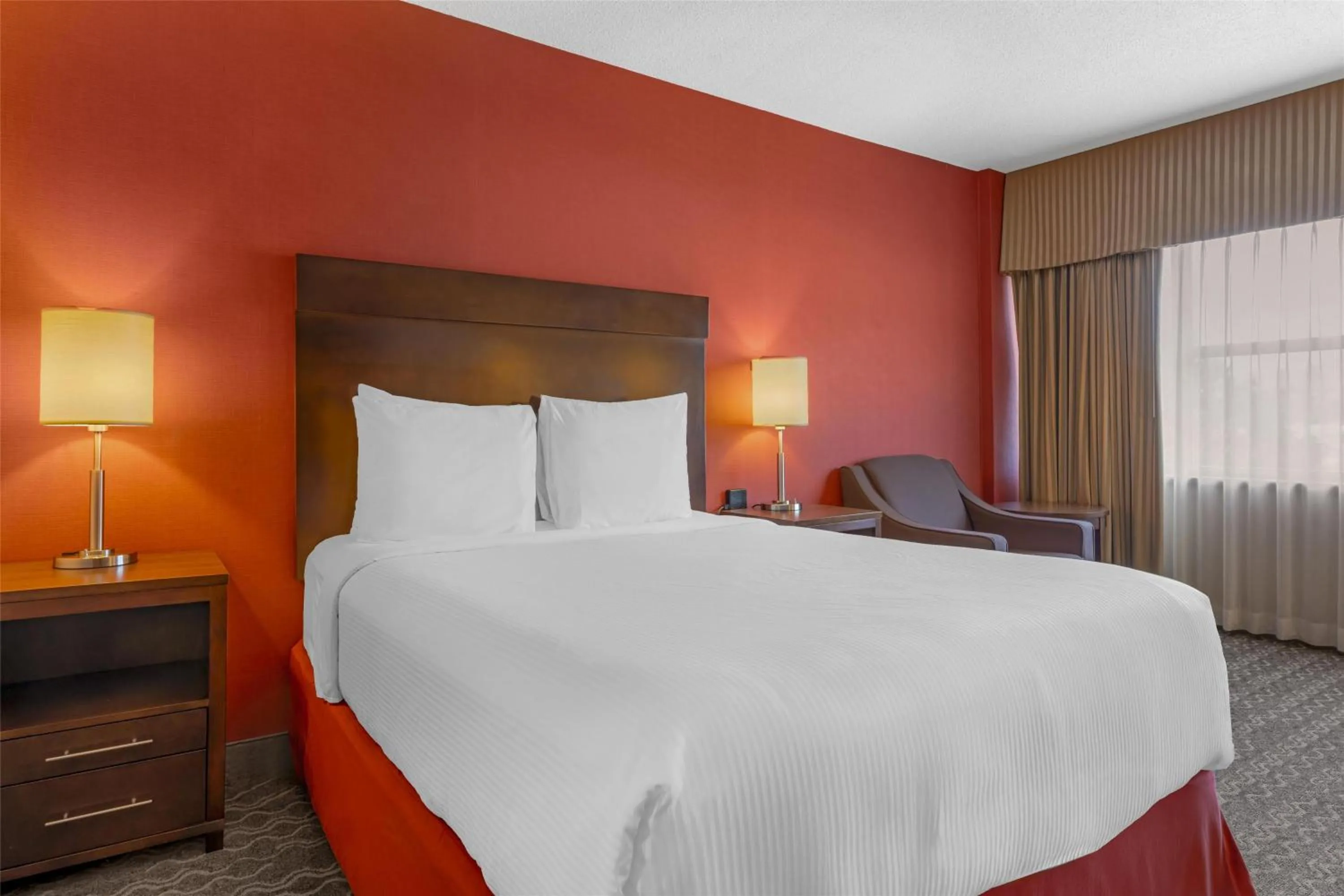 Bedroom, Bed in Best Western Terrace Inn