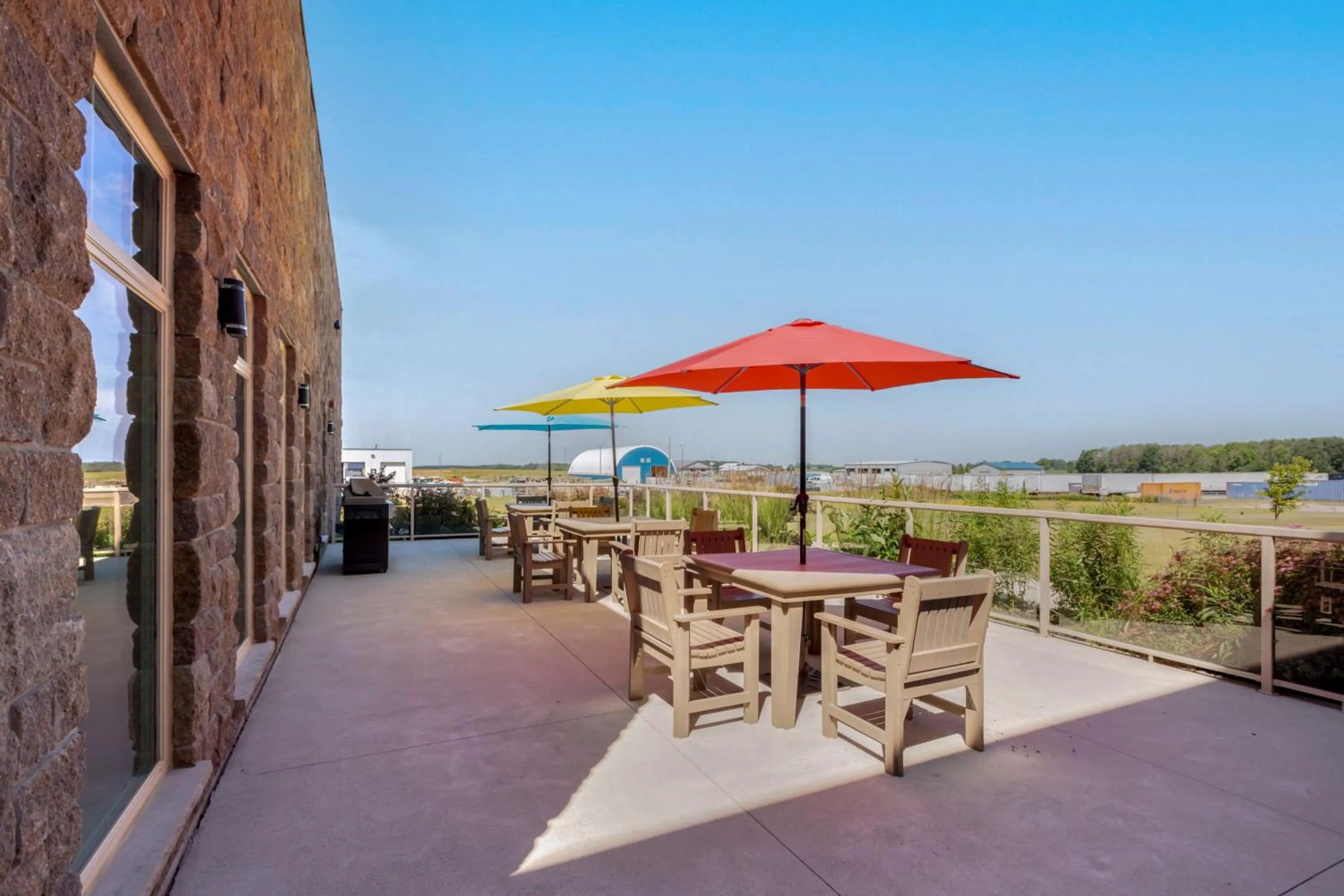 Property building in Best Western Plus Walkerton Hotel & Conference Centre