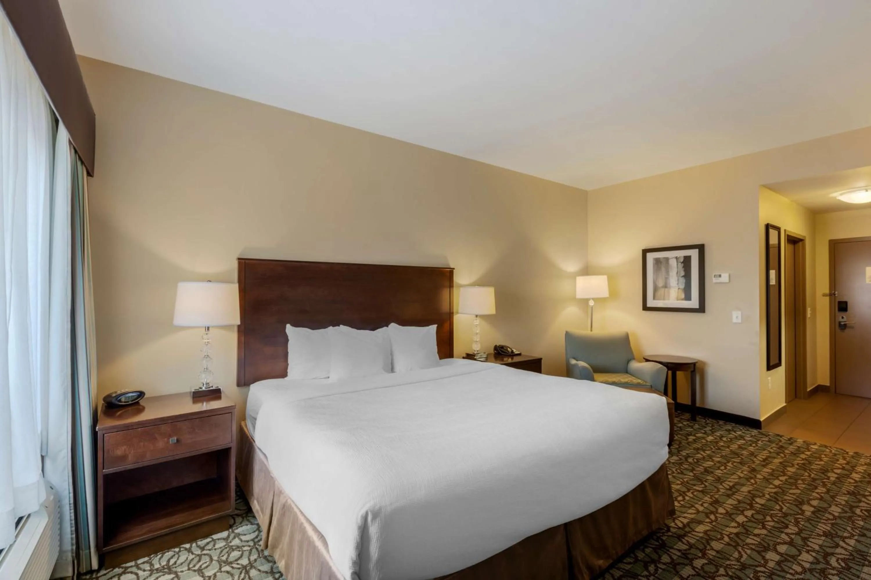 Bedroom, Bed in Best Western Plus Walkerton Hotel & Conference Centre