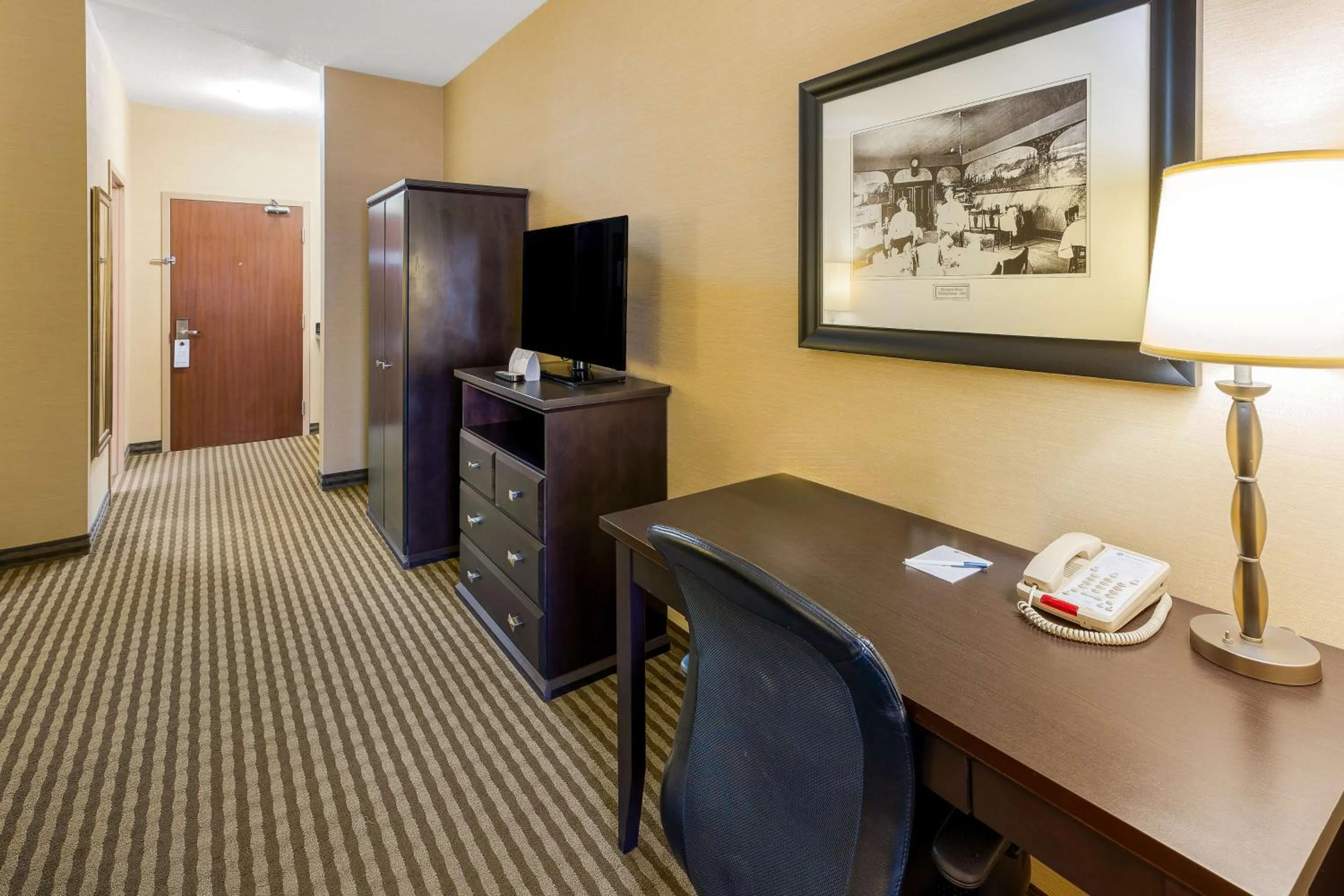 Photo of the whole room in Best Western Sunrise Inn & Suites