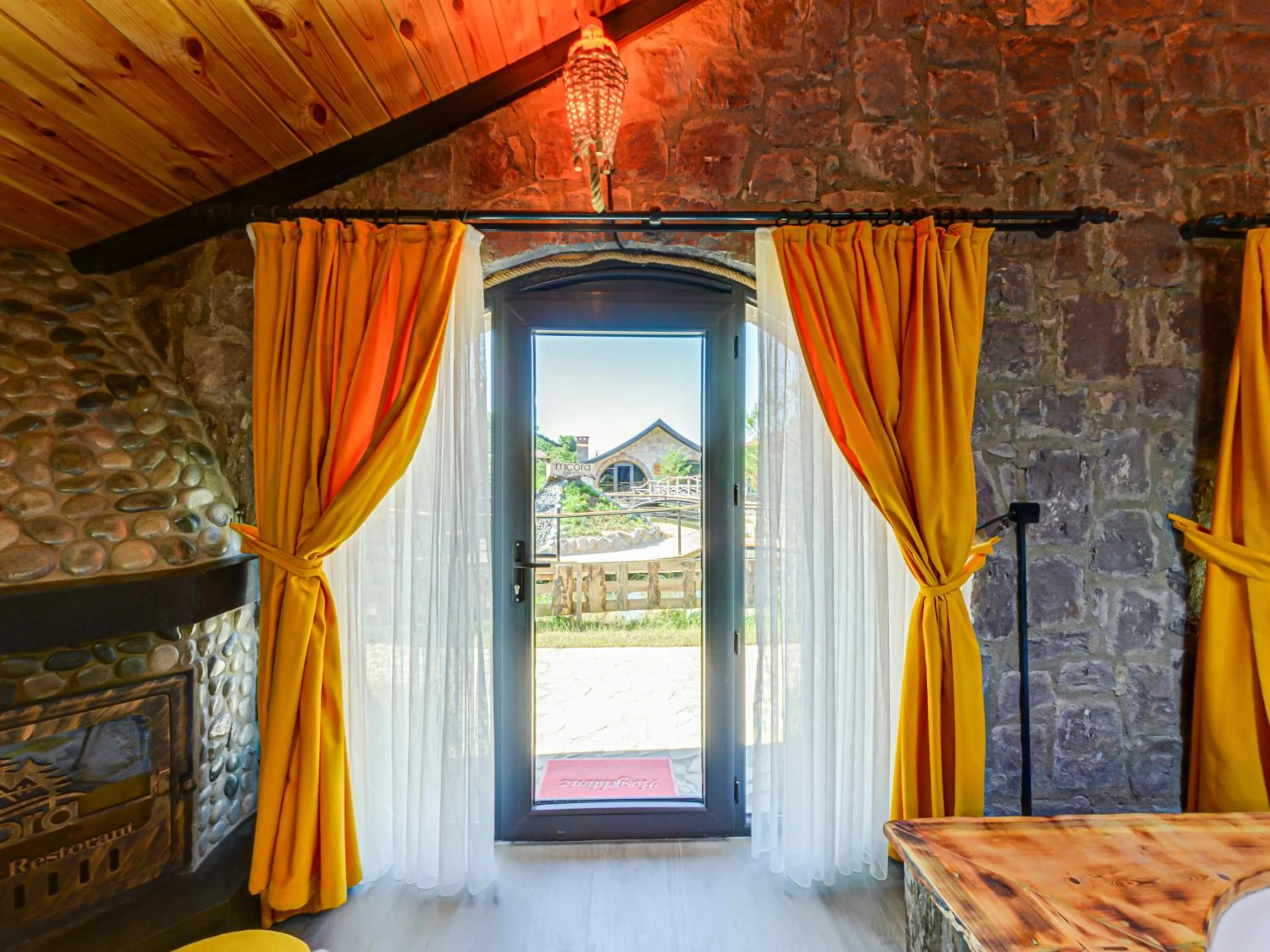 Photo of the whole room in Mcora Tatil Köyü