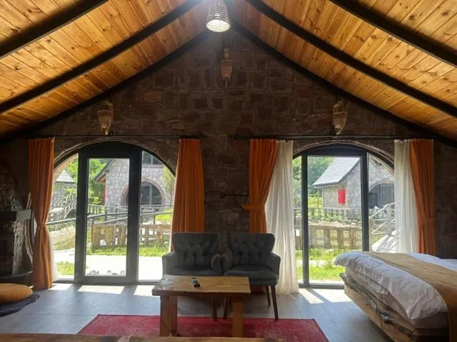 Photo of the whole room, Bed in Mcora Tatil Köyü