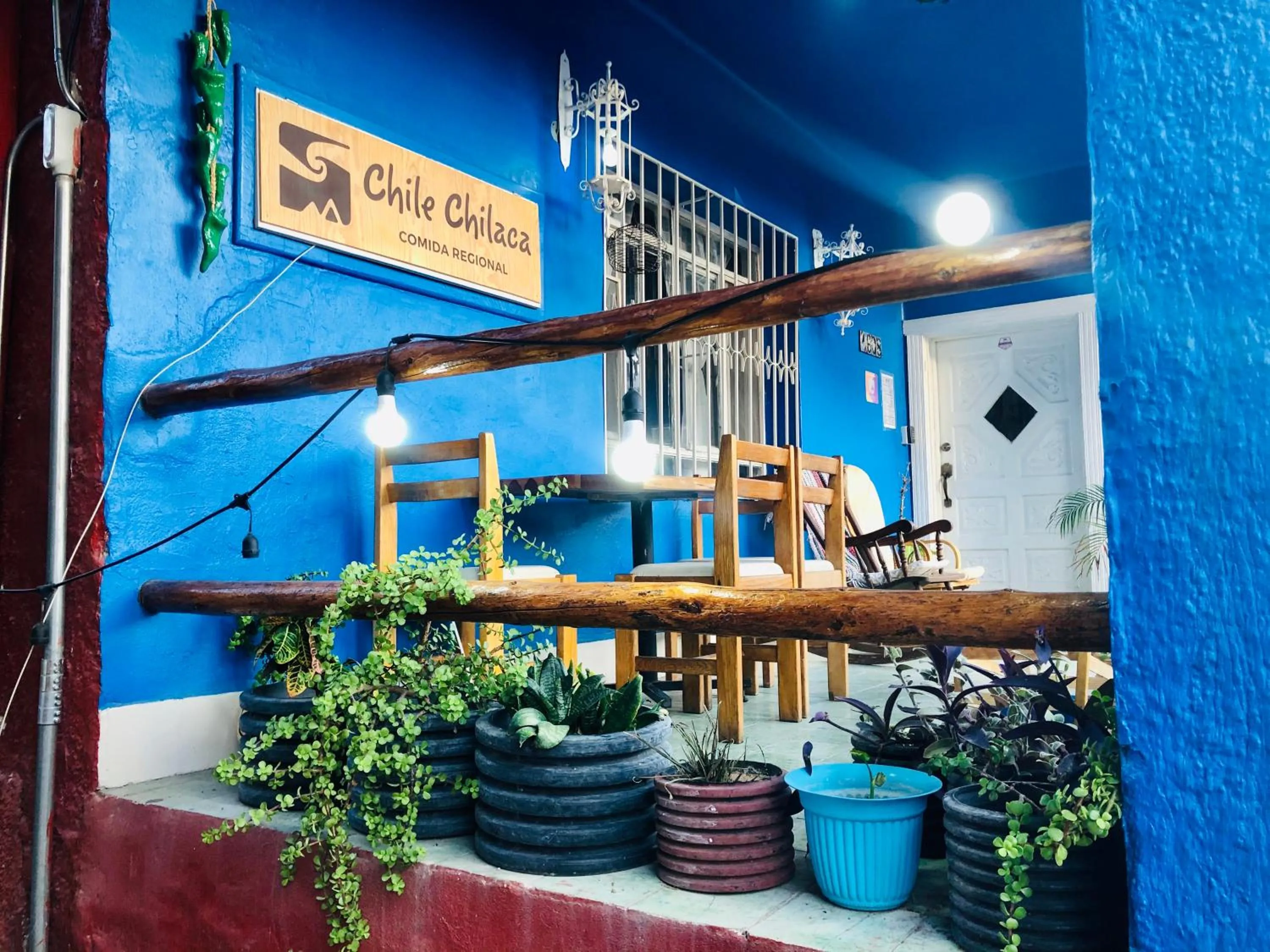 Facade/entrance in Hostal Kuira Bá by Rotamundos