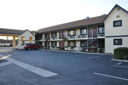 Property building in Luxury Inn