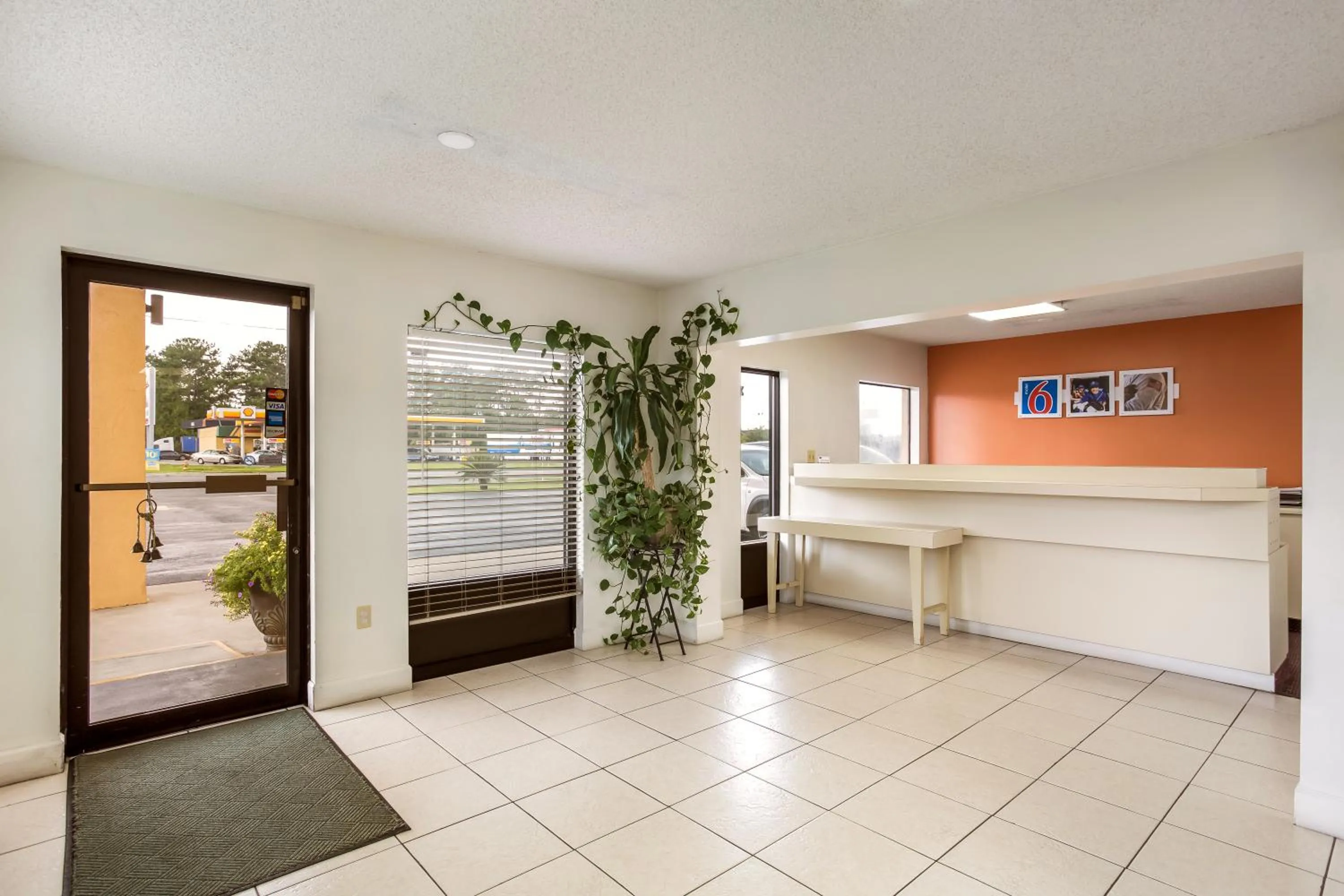 Lobby or reception in Motel 6-Macclenny, FL