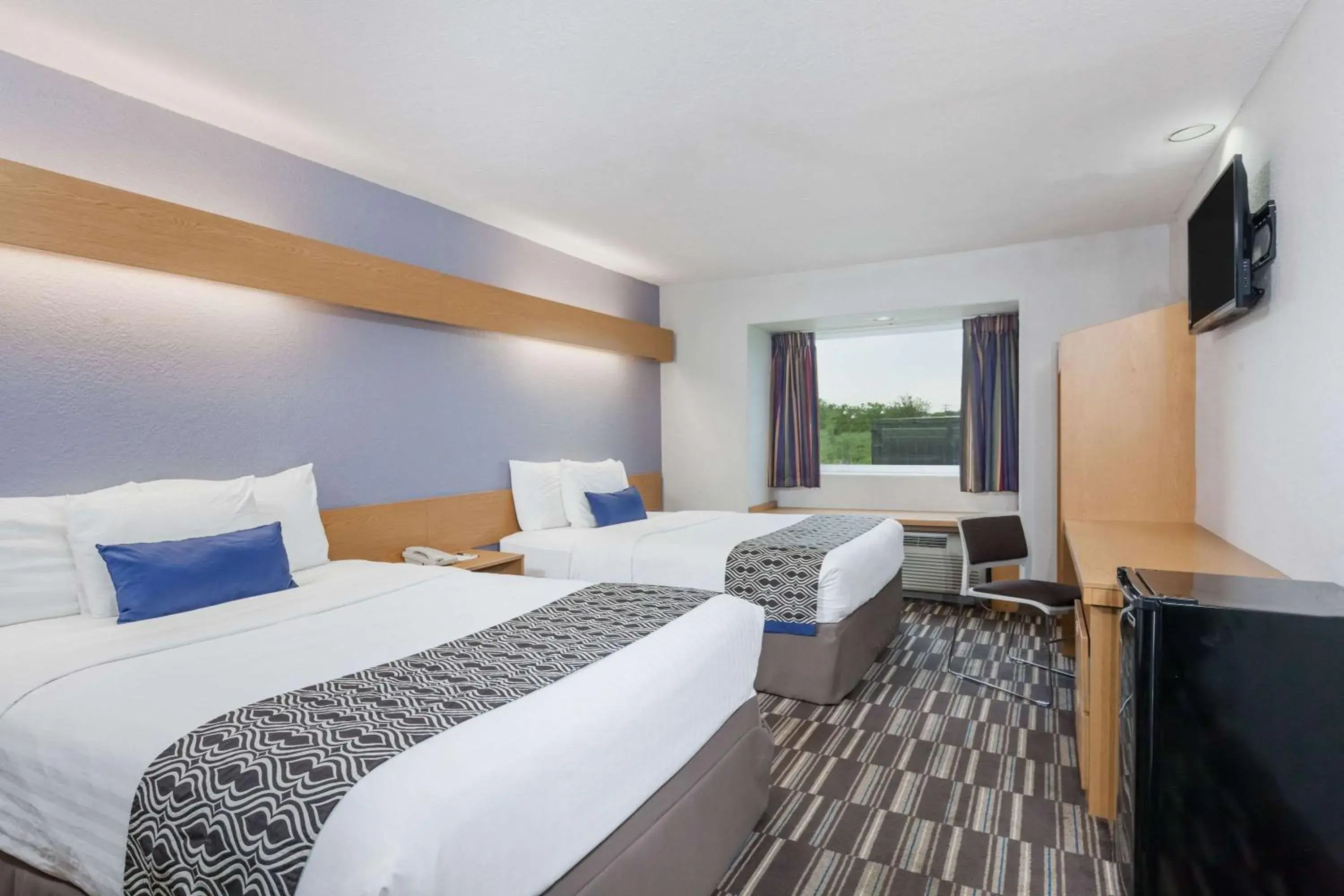 Queen Room with Two Queen Beds - Disability Access/Non-Smoking in Microtel Inn & Suites by Wyndham Ardmore Queen Room with Two Queen Beds - Disability Access/Non-Smoking in Microtel Inn & Suites by Wyndham Ardmore