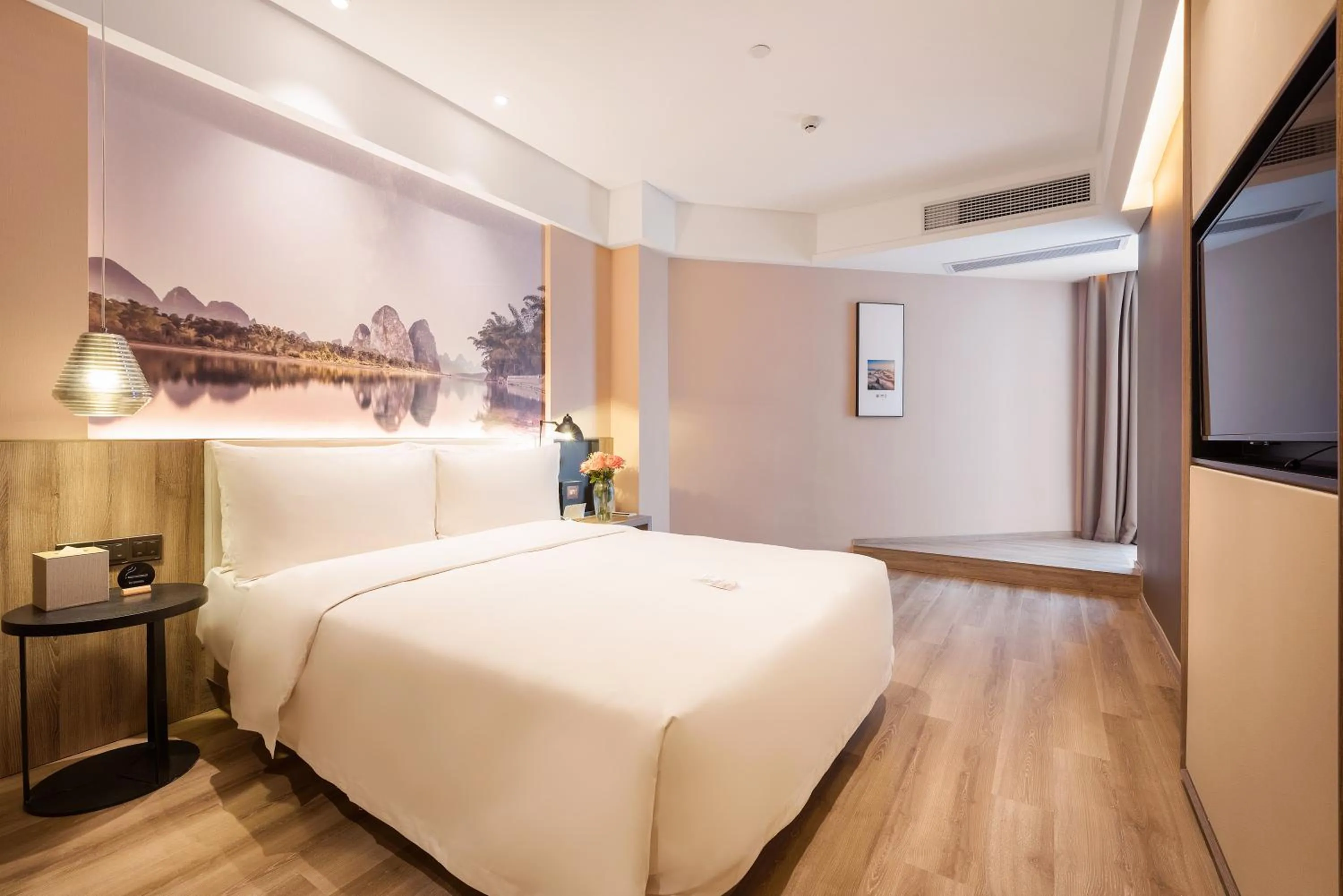 Bed in Atour Hotel Guilin North Railway Station